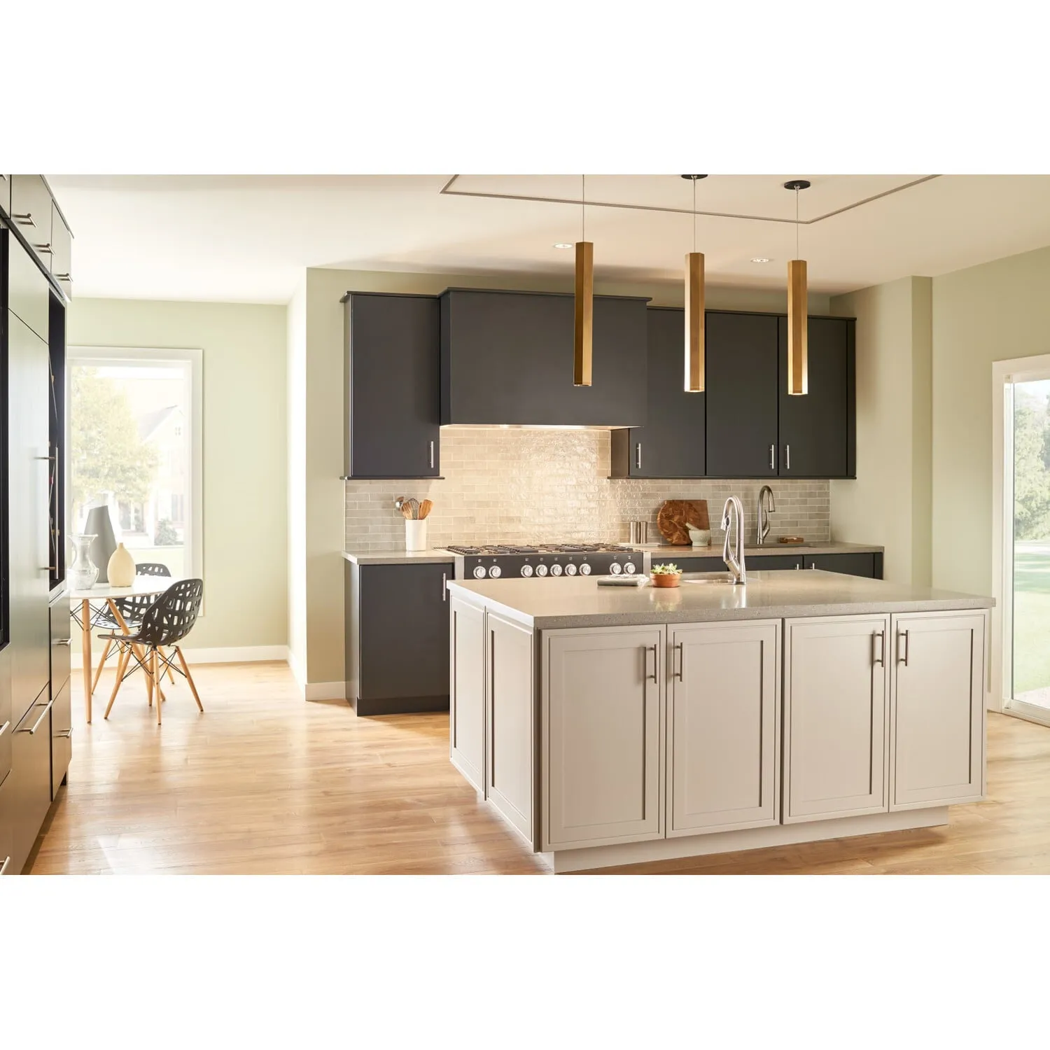 Broan RMIP33 Broan 33-Inch Pro-Style Built-In Range Hood Insert