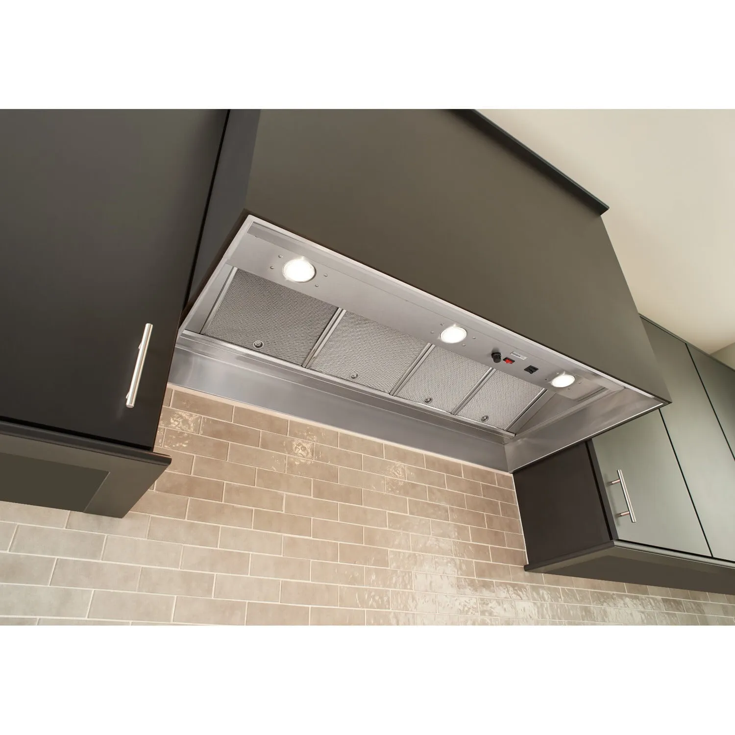 Broan RMIP45 Broan 45-Inch Pro-Style Built-In Range Hood Insert