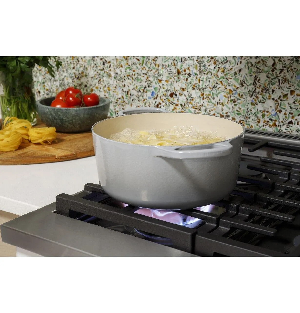 Cafe C2Y486P3TD1 Caf&#8482; 48" Smart Dual-Fuel Commercial-Style Range With 6 Burners And Griddle (Natural Gas)
