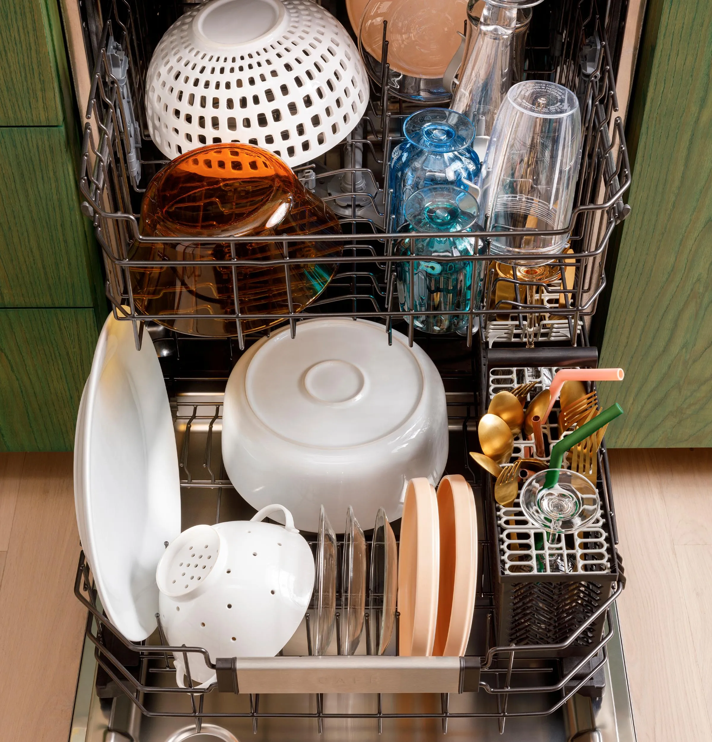 Cafe CDP888M5VS5 Caf&#8482; Customfit Energy Star Stainless Interior Smart Dishwasher With Ultra Wash Top Rack And Dual Convection Ultra Dry, Led Lights, 39 Dba In Platinum Glass