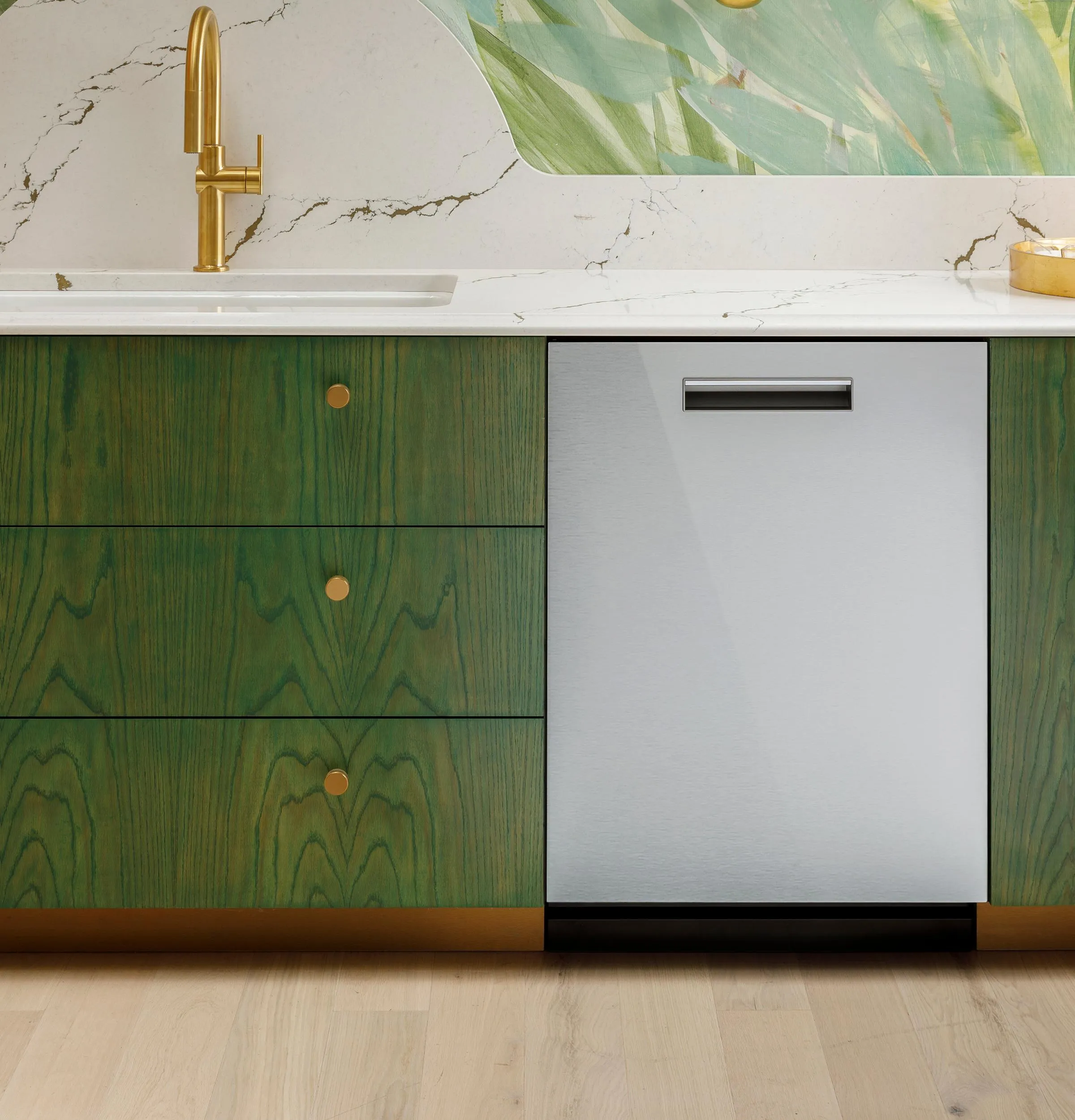 Cafe CDP888M5VS5 Caf&#8482; Customfit Energy Star Stainless Interior Smart Dishwasher With Ultra Wash Top Rack And Dual Convection Ultra Dry, Led Lights, 39 Dba In Platinum Glass