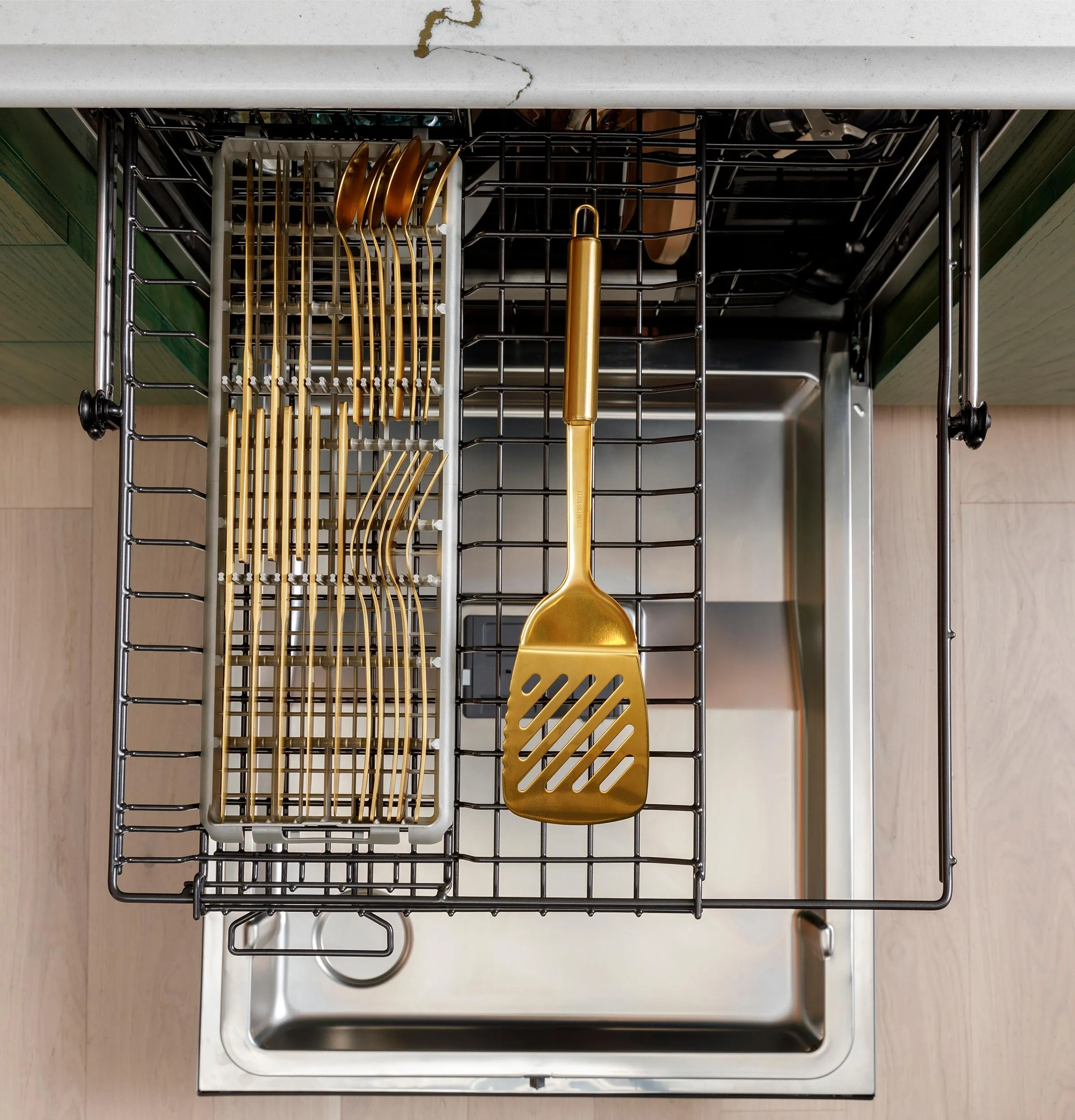 Cafe CDT828P2VS1 Caf&#8482; Customfit Energy Star Stainless Interior Smart Dishwasher With Ultra Wash & Dry, 42 Dba