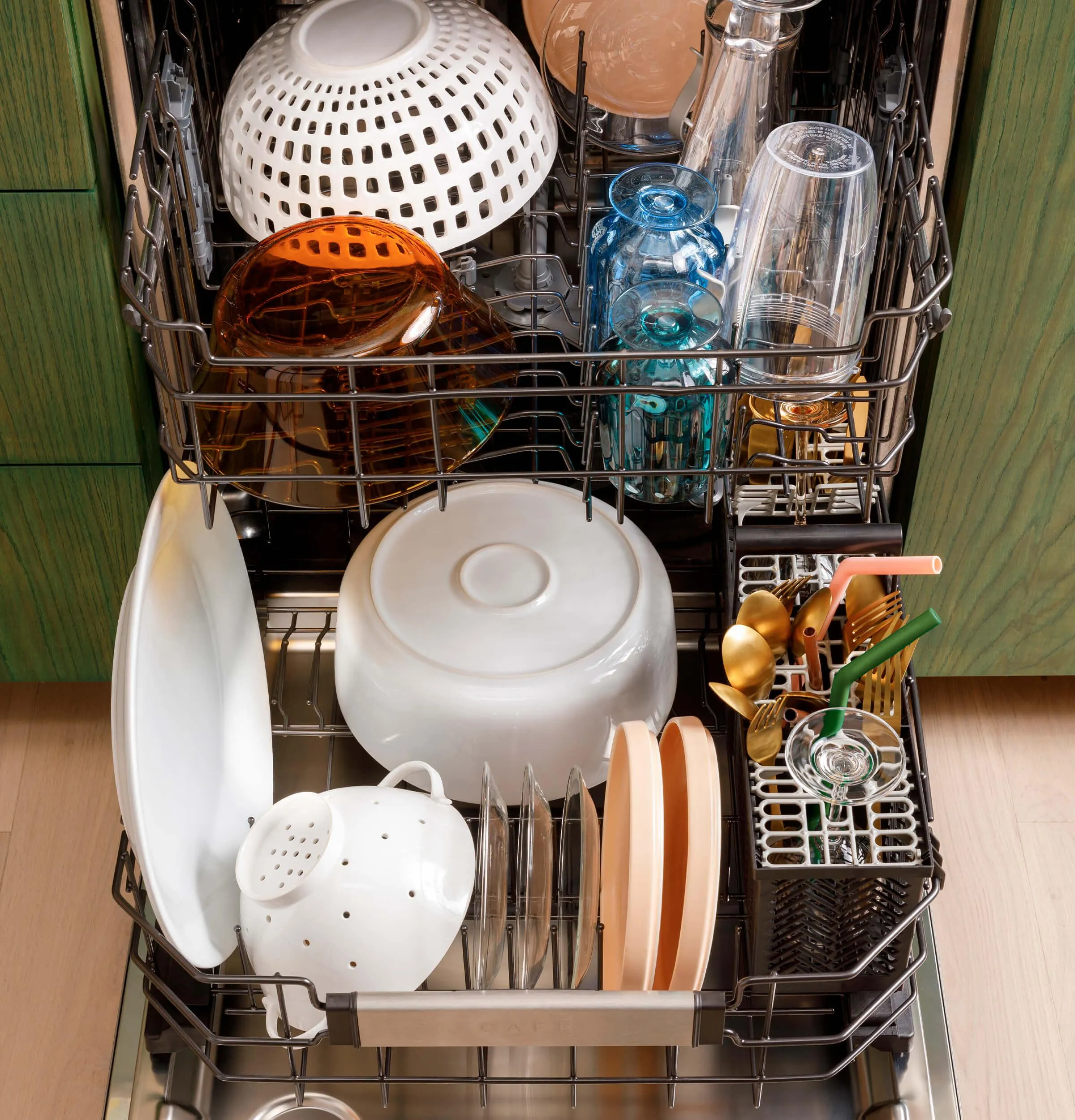 Cafe CDT888P3VD1 Caf&#8482; Customfit Energy Star Stainless Interior Smart Dishwasher With Ultra Wash Top Rack And Dual Convection Ultra Dry, Led Lights, 39 Dba