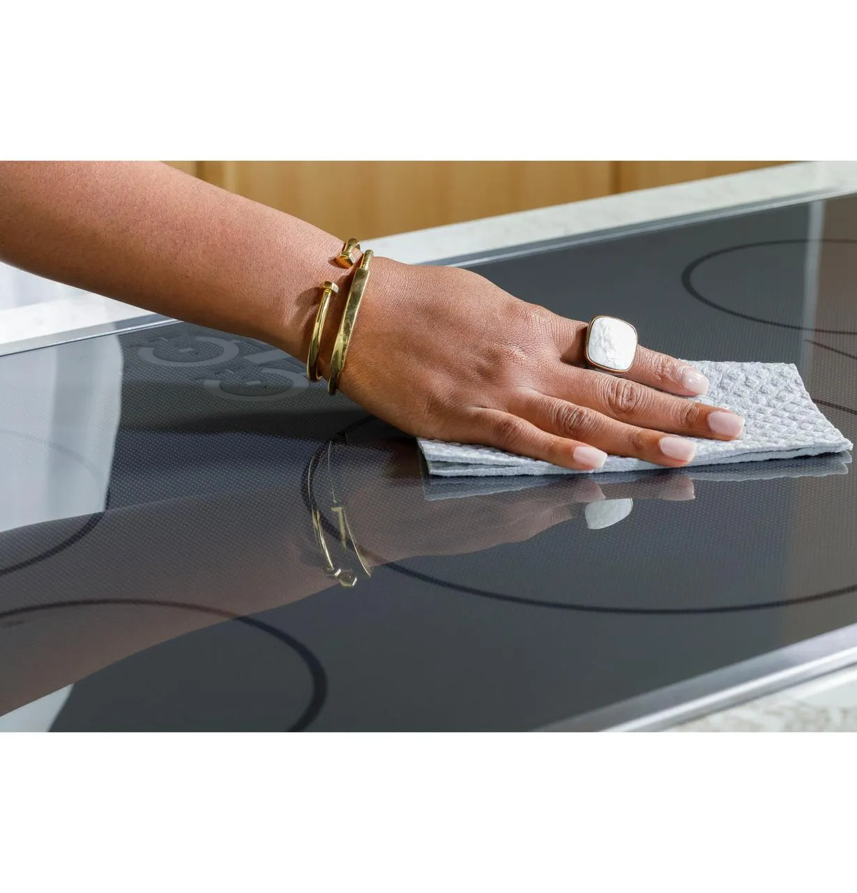 Cafe CHP90361TBB Caf&#8482; Series 36" Built-In Touch Control Induction Cooktop