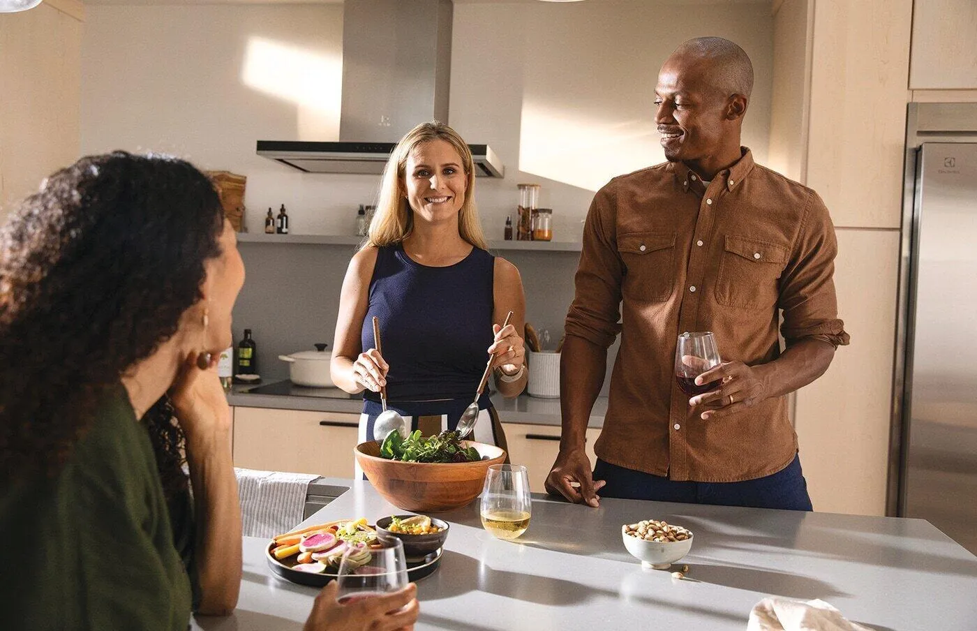 Electrolux ECVW3062AS 30" Wall-Mount T Shape Hood