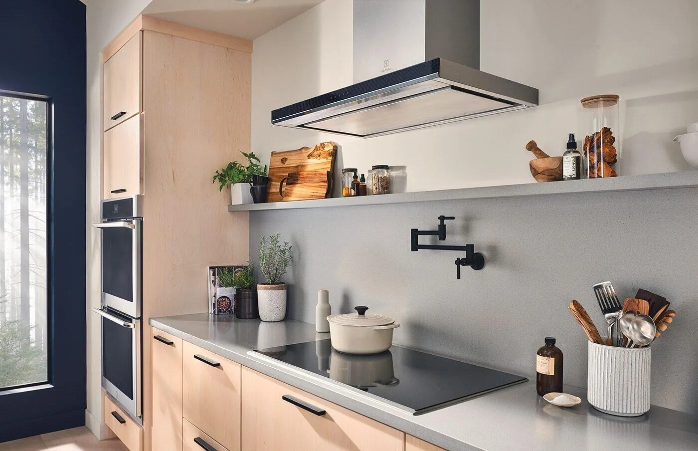 Electrolux ECVW3662AS 36" Wall-Mount T Shape Hood