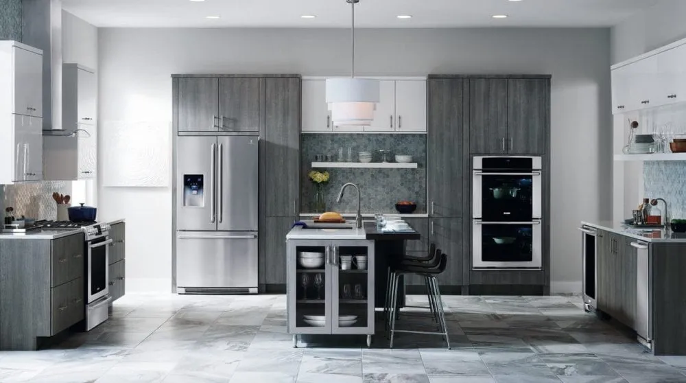 Electrolux EI30GF45QS 30'' Gas Front Control Freestanding Range