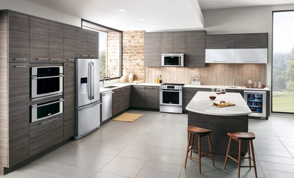 Electrolux EI30GF45QS 30'' Gas Front Control Freestanding Range