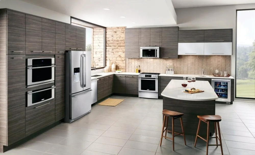 Electrolux EI30GF45QS 30'' Gas Front Control Freestanding Range
