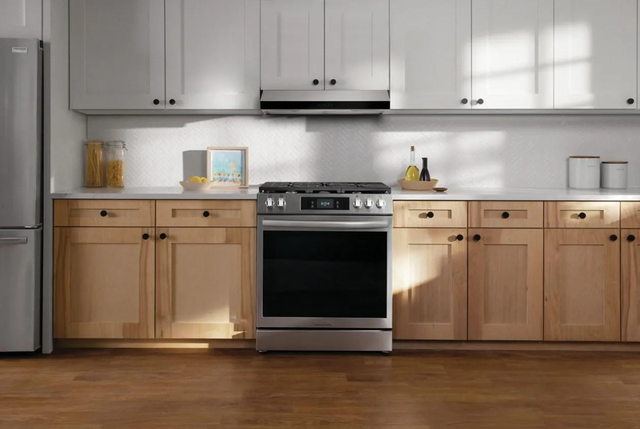 Frigidaire FCVW3062AS Frigidaire Undercabinet 30" Ventilation Hood
