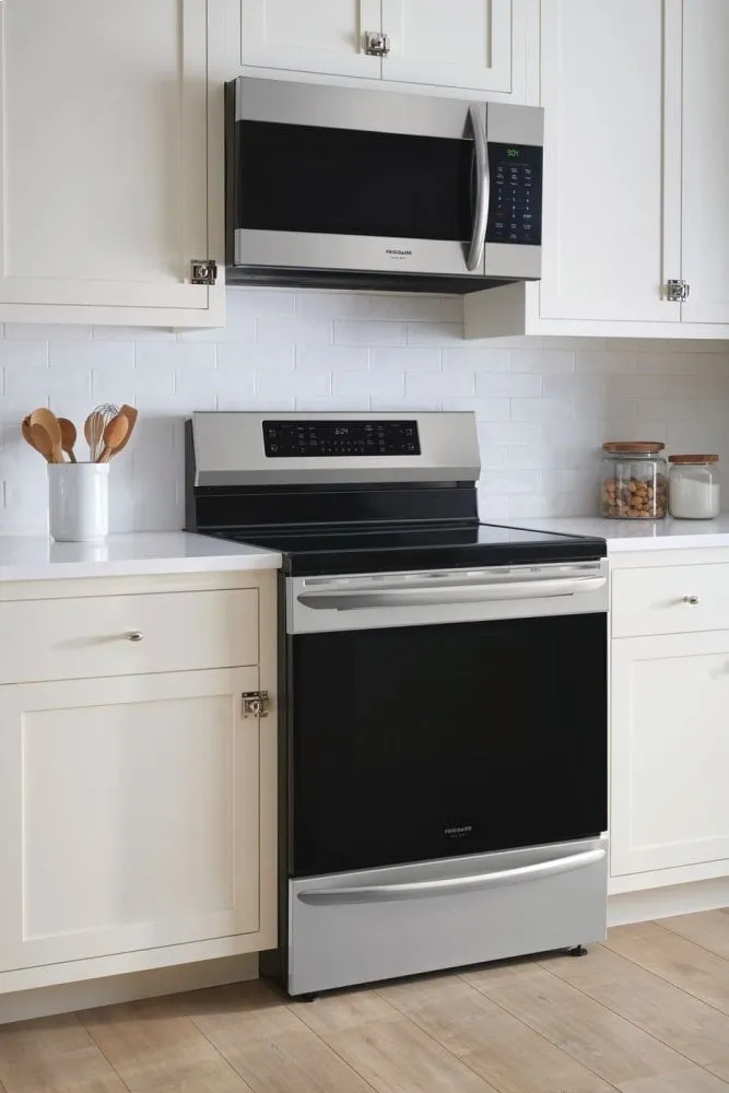 Frigidaire GCRI3058AF Frigidaire Gallery 30'' Freestanding Induction Range With Air Fry