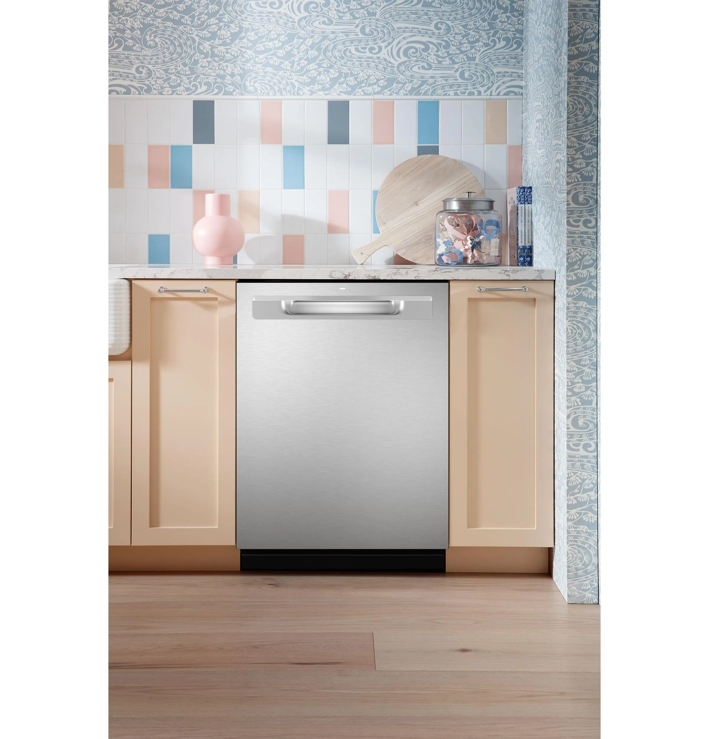 Ge Appliances GDP670SYVFS Ge Fingerprint Resistant Top Control With Stainless Steel Interior Dishwasher With Sanitize Cycle