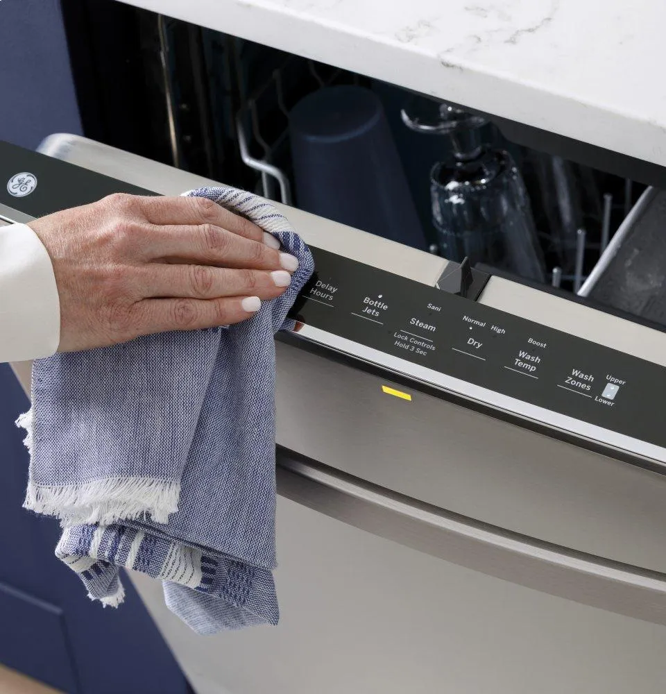 Ge Appliances GDT665SMNES Ge Top Control With Stainless Steel Interior Dishwasher With Sanitize Cycle & Dry Boost With Fan Assist