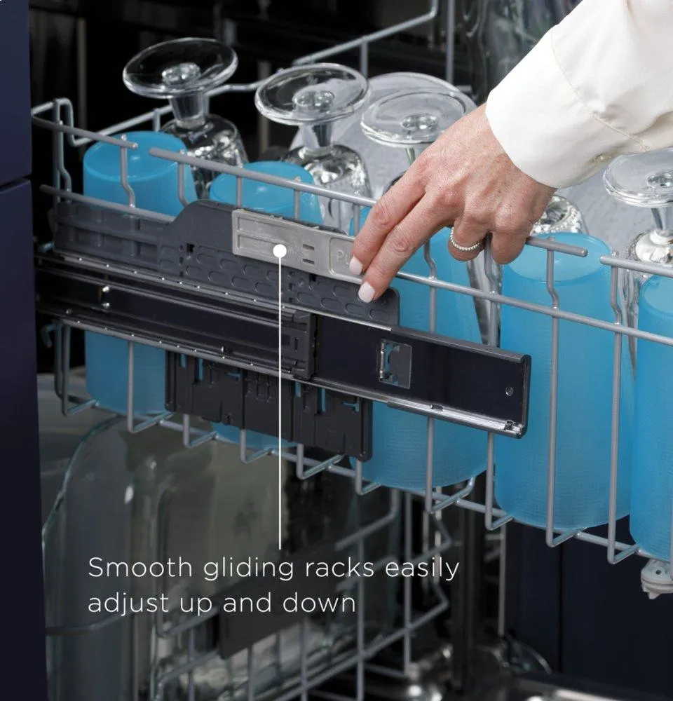 Ge Appliances GDT665SMNES Ge Top Control With Stainless Steel Interior Dishwasher With Sanitize Cycle & Dry Boost With Fan Assist