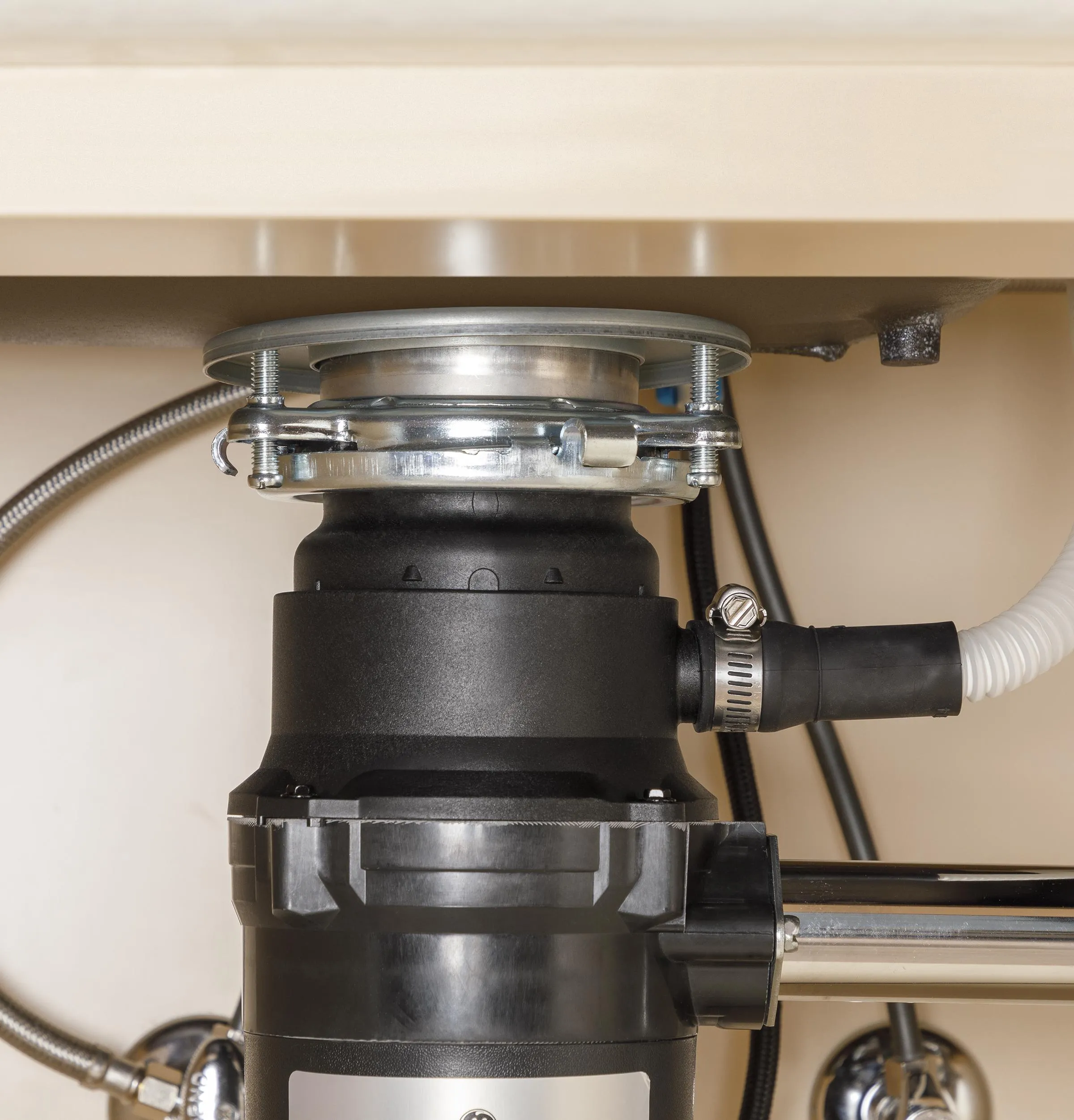 Ge Appliances GFC765W Ge Disposall 3/4 Hp Continuous Feed Garbage Disposer - Corded