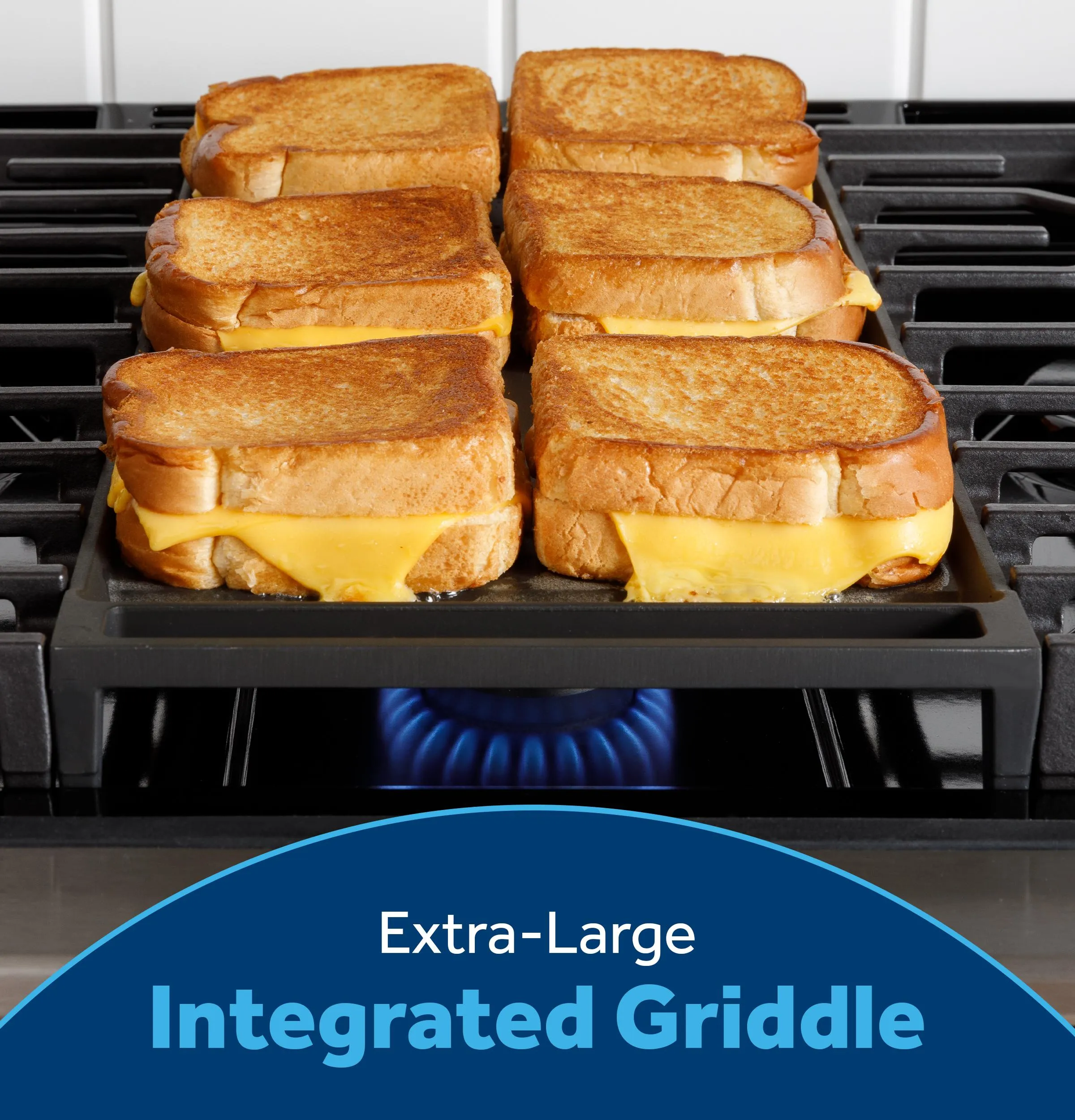 Ge Appliances GGF600AVSS Ge 30" Free-Standing Gas Convection Range With No Preheat Air Fry And Easywash&#8482; Oven Tray