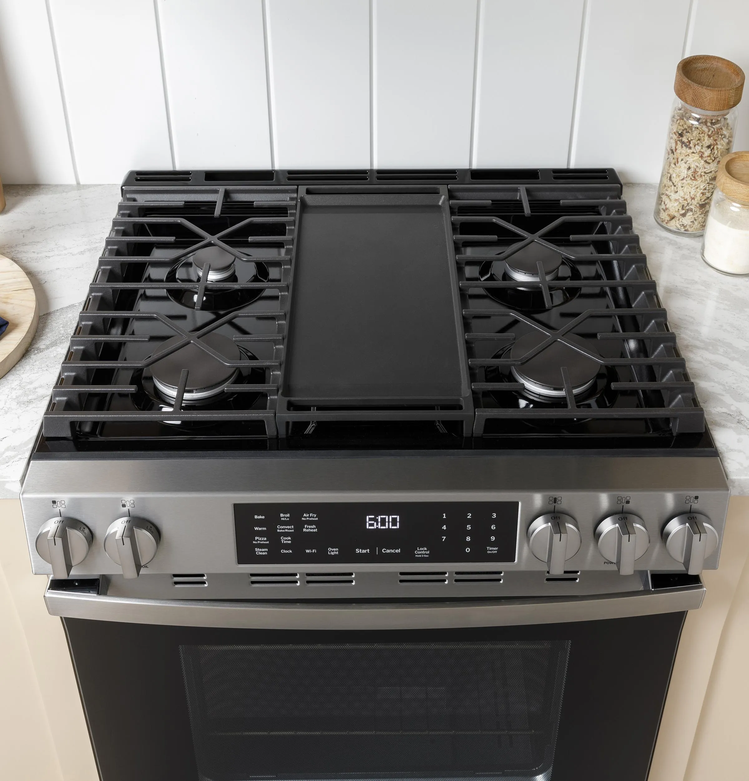Ge Appliances GGS500PVSS Ge 30" Slide-In Front-Control Gas Range With Crisp Mode