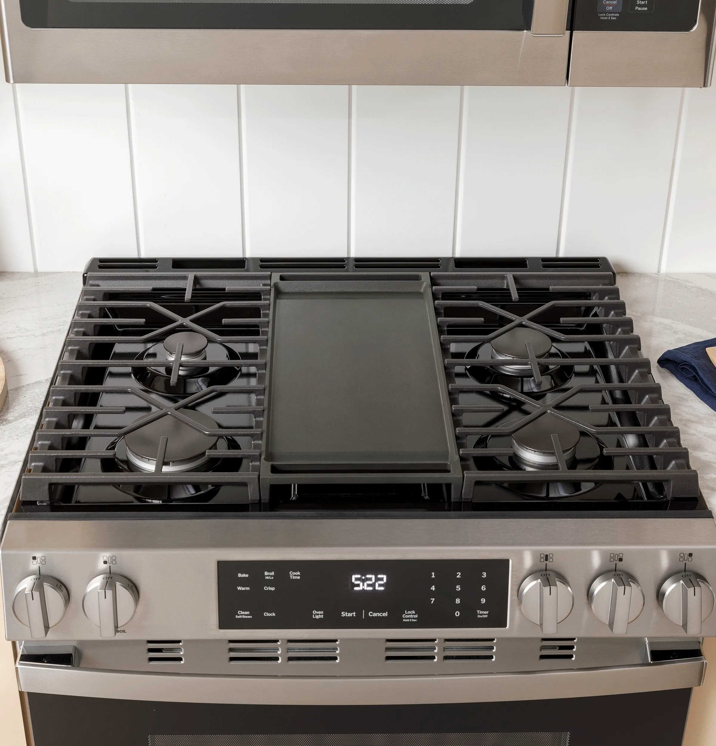 Ge Appliances GGS500PVSS Ge 30" Slide-In Front-Control Gas Range With Crisp Mode