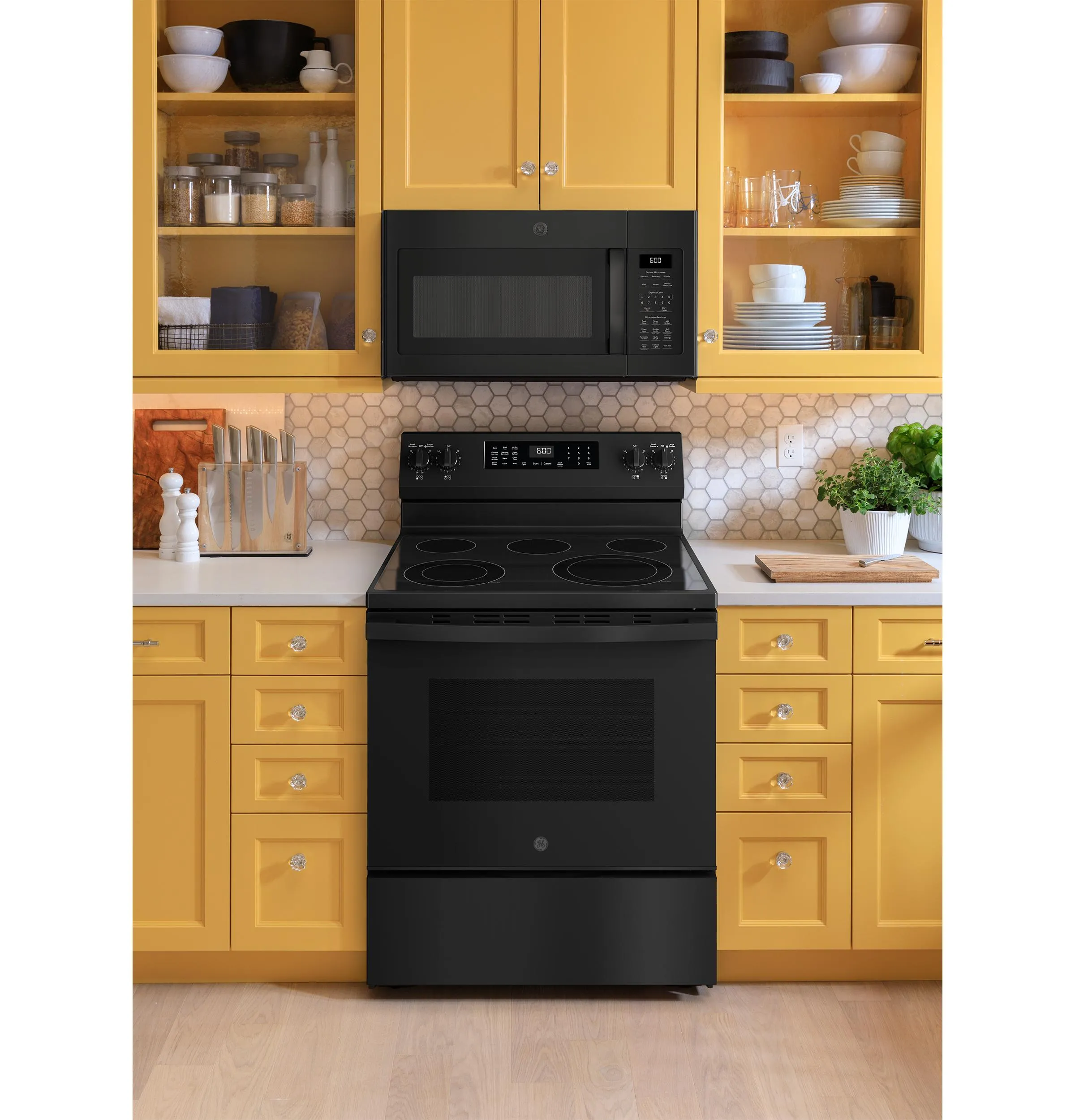 Ge Appliances GRF600AVBB Ge 30" Free-Standing Electric Convection Range With No Preheat Air Fry And Easywash&#8482; Oven Tray