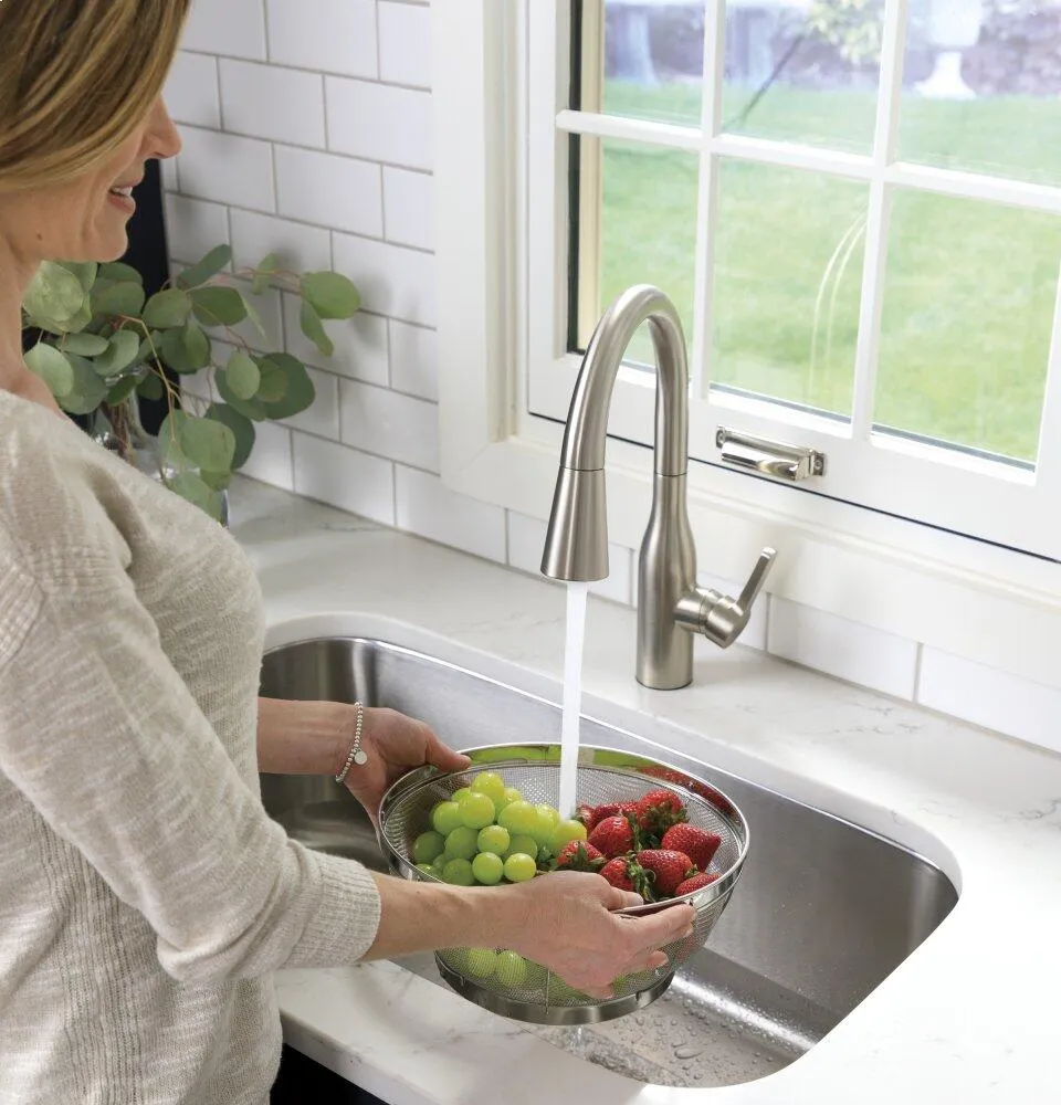 Ge Appliances GXWH70M Ge Smart Whole Home Water Filtration System