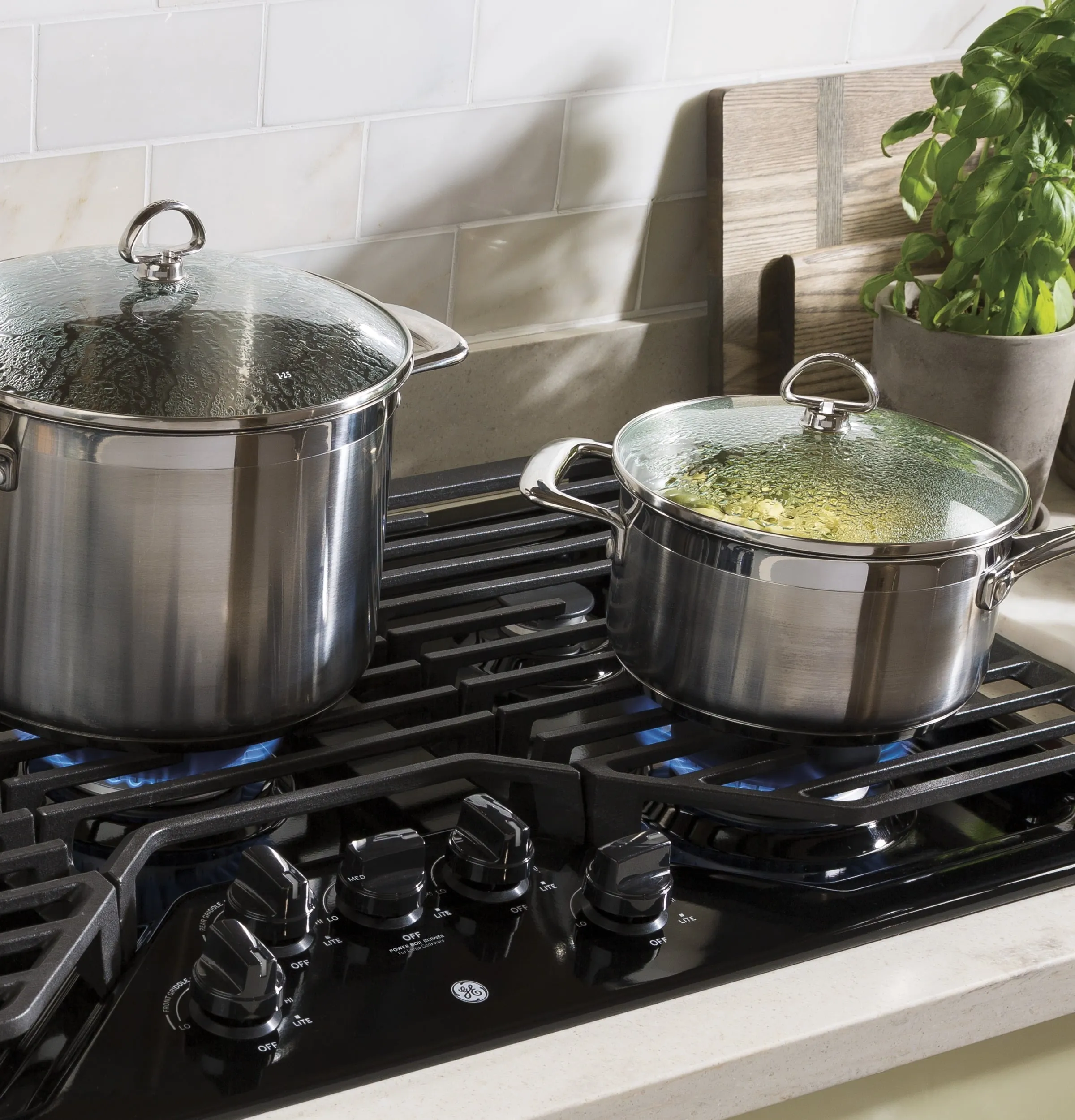 Ge Appliances JGP5036DLBB Ge 36" Built-In Gas Cooktop With 5 Burners And Dishwasher Safe Grates