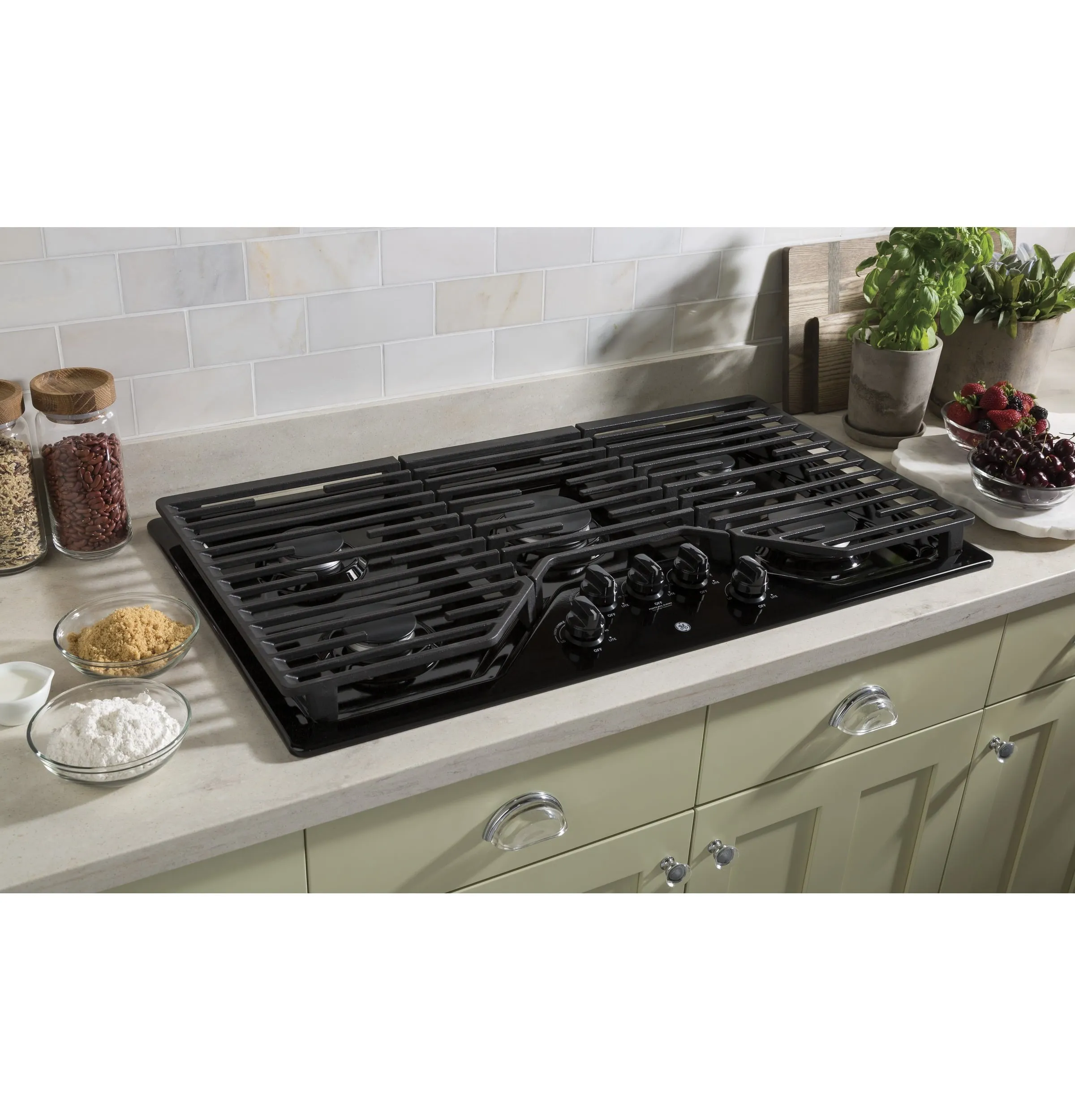 Ge Appliances JGP5036DLBB Ge 36" Built-In Gas Cooktop With 5 Burners And Dishwasher Safe Grates
