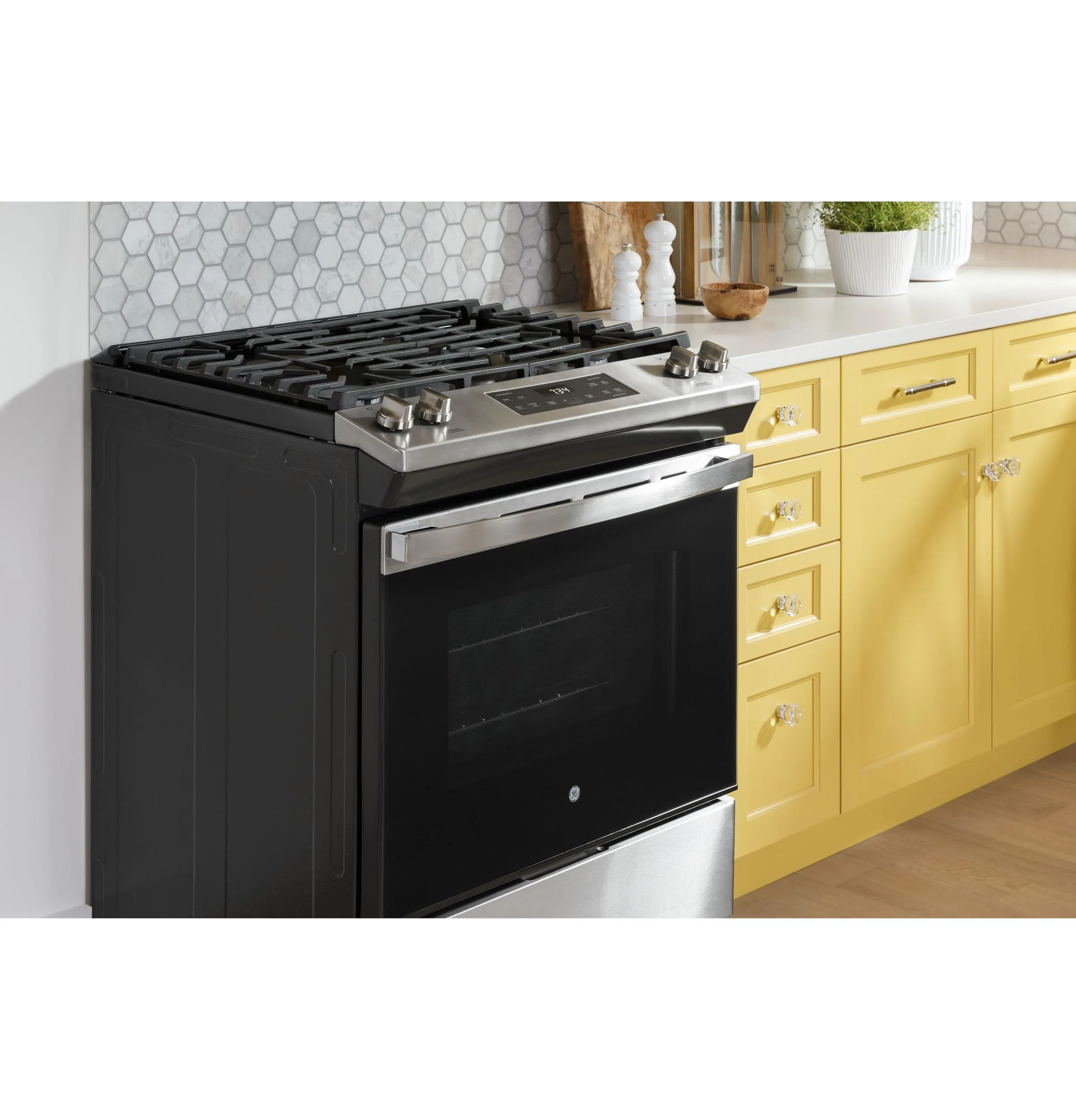 Ge Appliances JGSS61SPSS Ge 30" Slide-In Front Control Gas Range