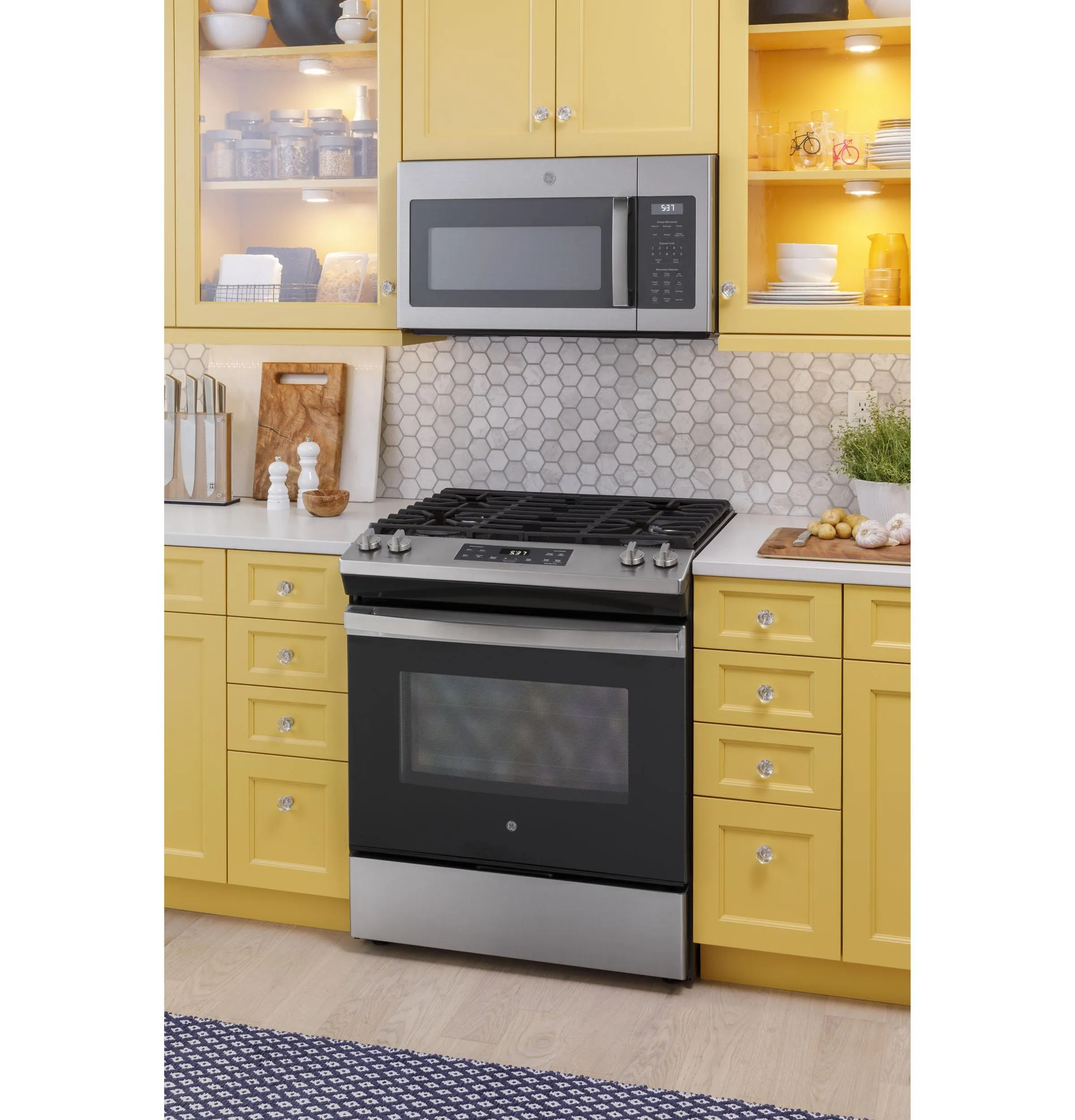 Ge Appliances JGSS61SPSS Ge 30" Slide-In Front Control Gas Range