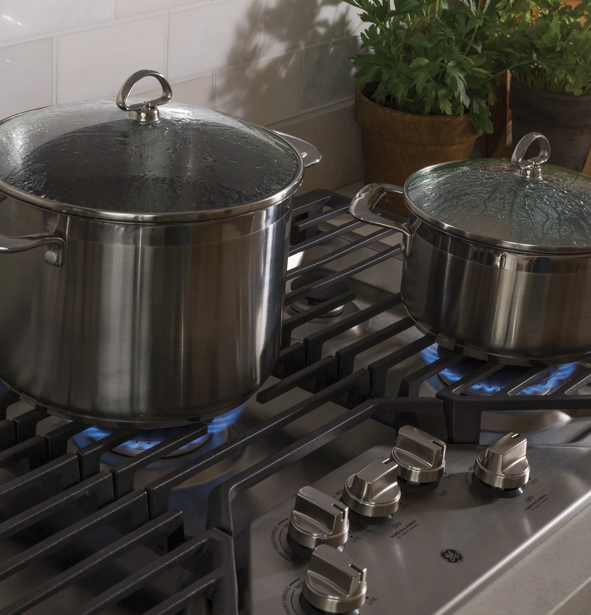 Ge Appliances PGP7036SLSS Ge Profile&#8482; 36" Built-In Gas Cooktop With Optional Extra-Large Cast Iron Griddle