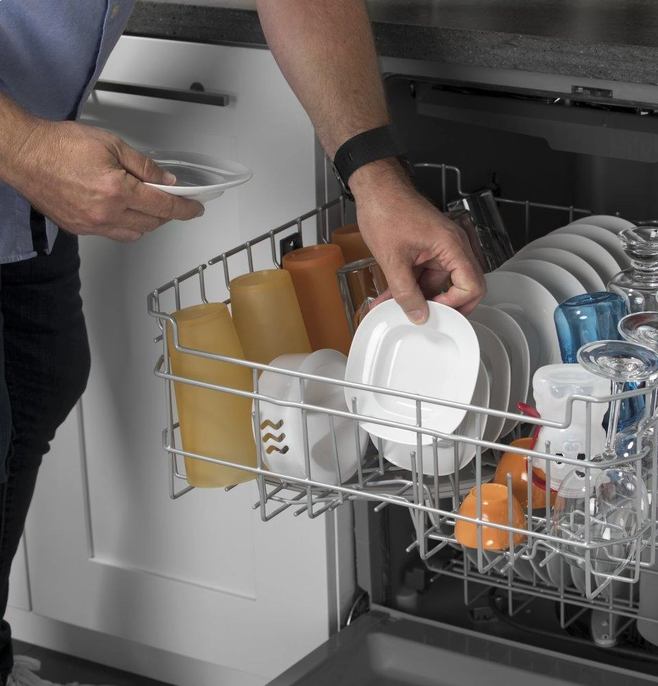 Ge Appliances GDF630PGMBB Ge Front Control With Plastic Interior Dishwasher With Sanitize Cycle & Dry Boost