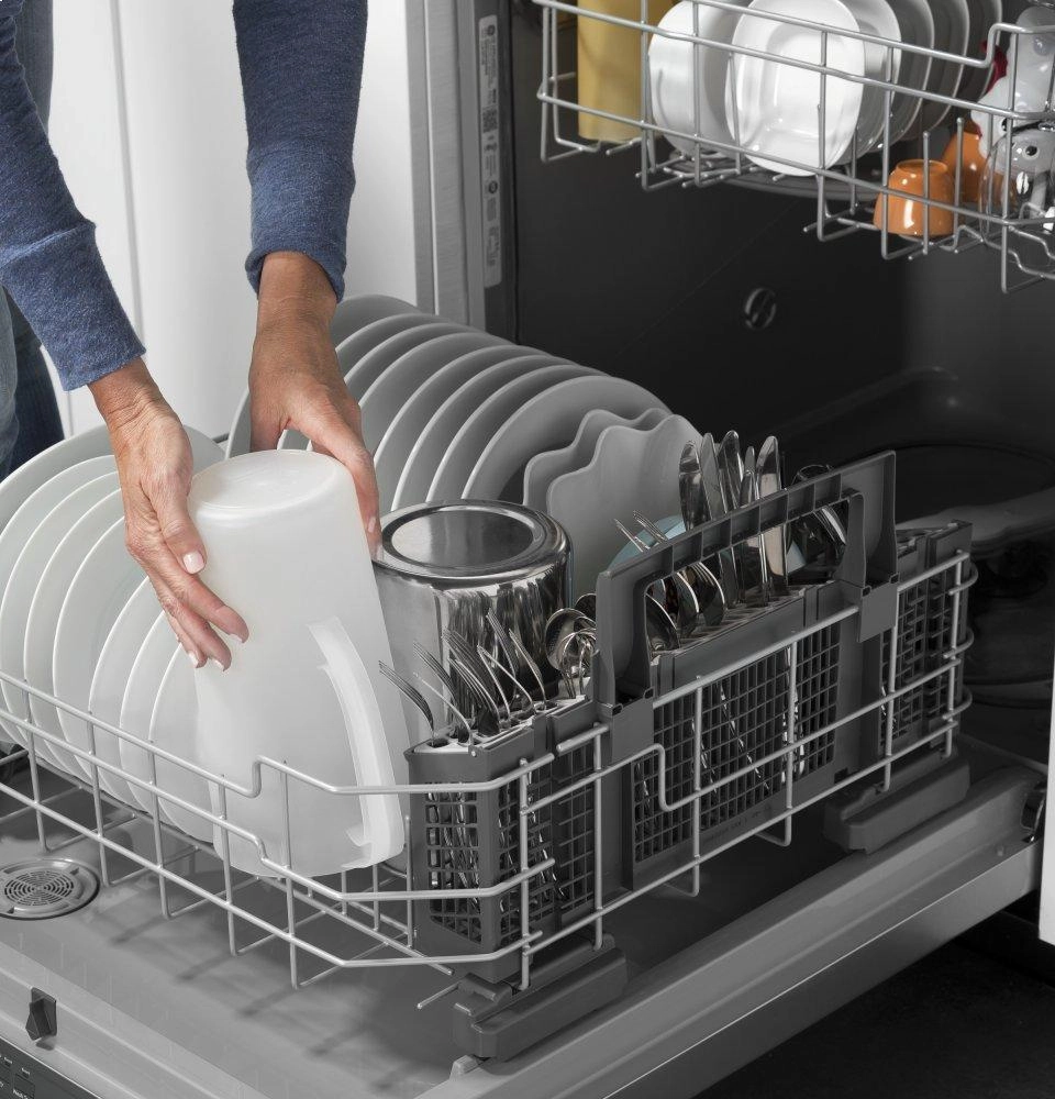 Ge Appliances GDF630PGMBB Ge Front Control With Plastic Interior Dishwasher With Sanitize Cycle & Dry Boost