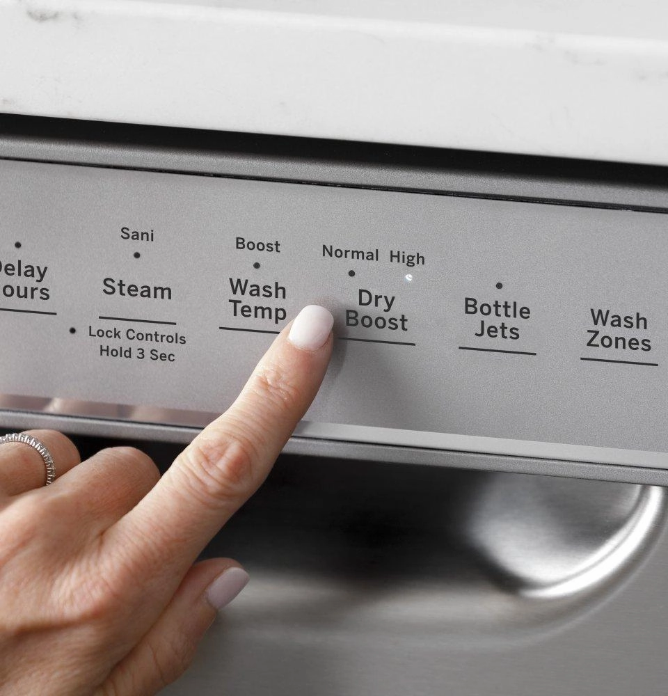 Ge Appliances GDF645SSNSS Ge Front Control With Stainless Steel Interior Dishwasher With Sanitize Cycle & Dry Boost
