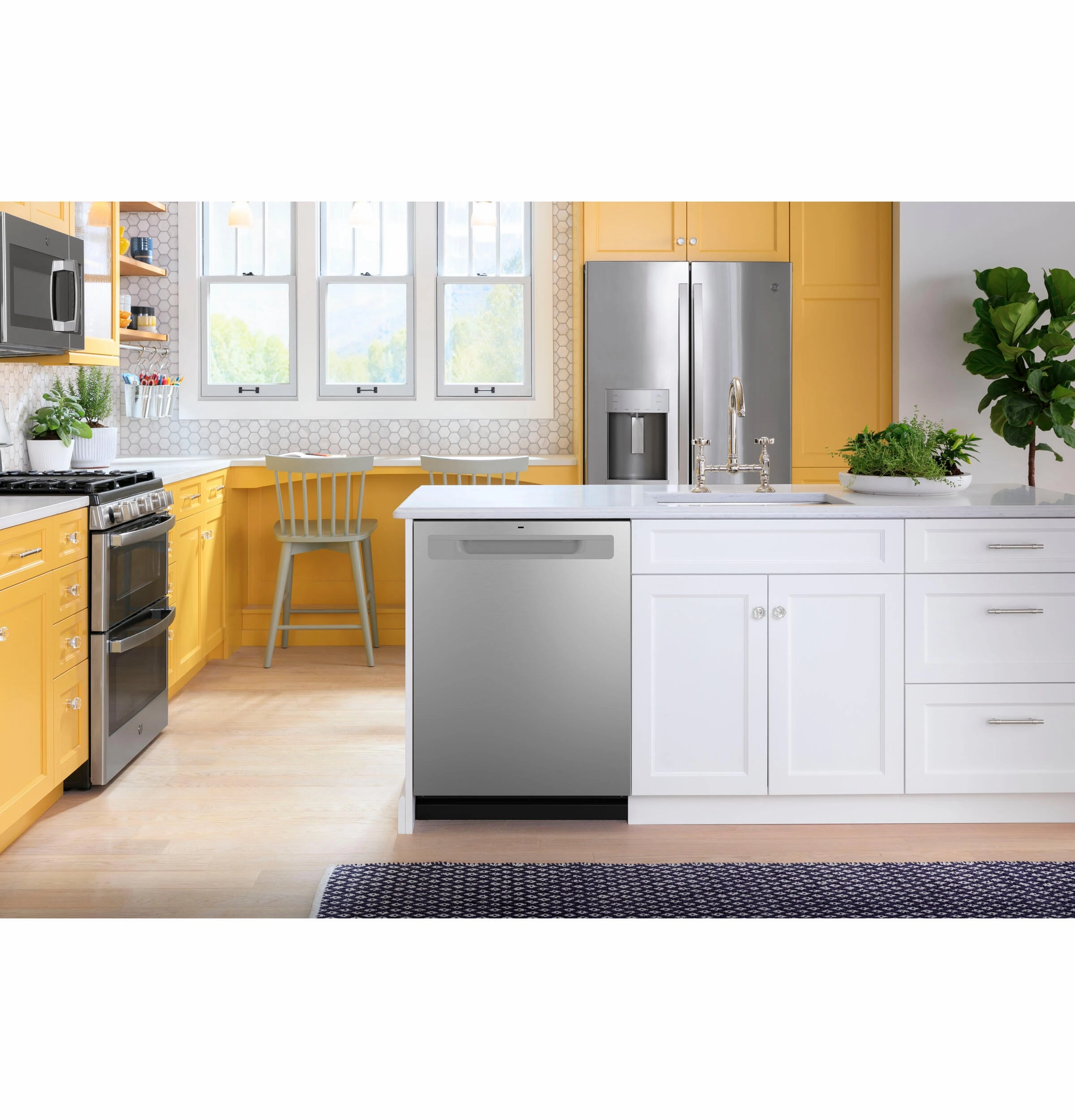 Ge Appliances GDP630PYRFS Ge Top Control With Plastic Interior Dishwasher With Sanitize Cycle & Dry Boost