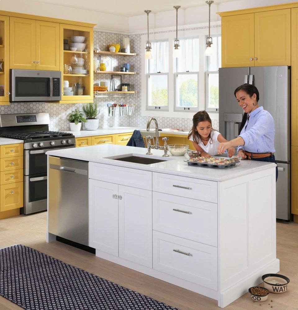 Ge Appliances GDP665SYNFS Ge Fingerprint Resistant Top Control With Stainless Steel Interior Dishwasher With Sanitize Cycle & Dry Boost With Fan Assist