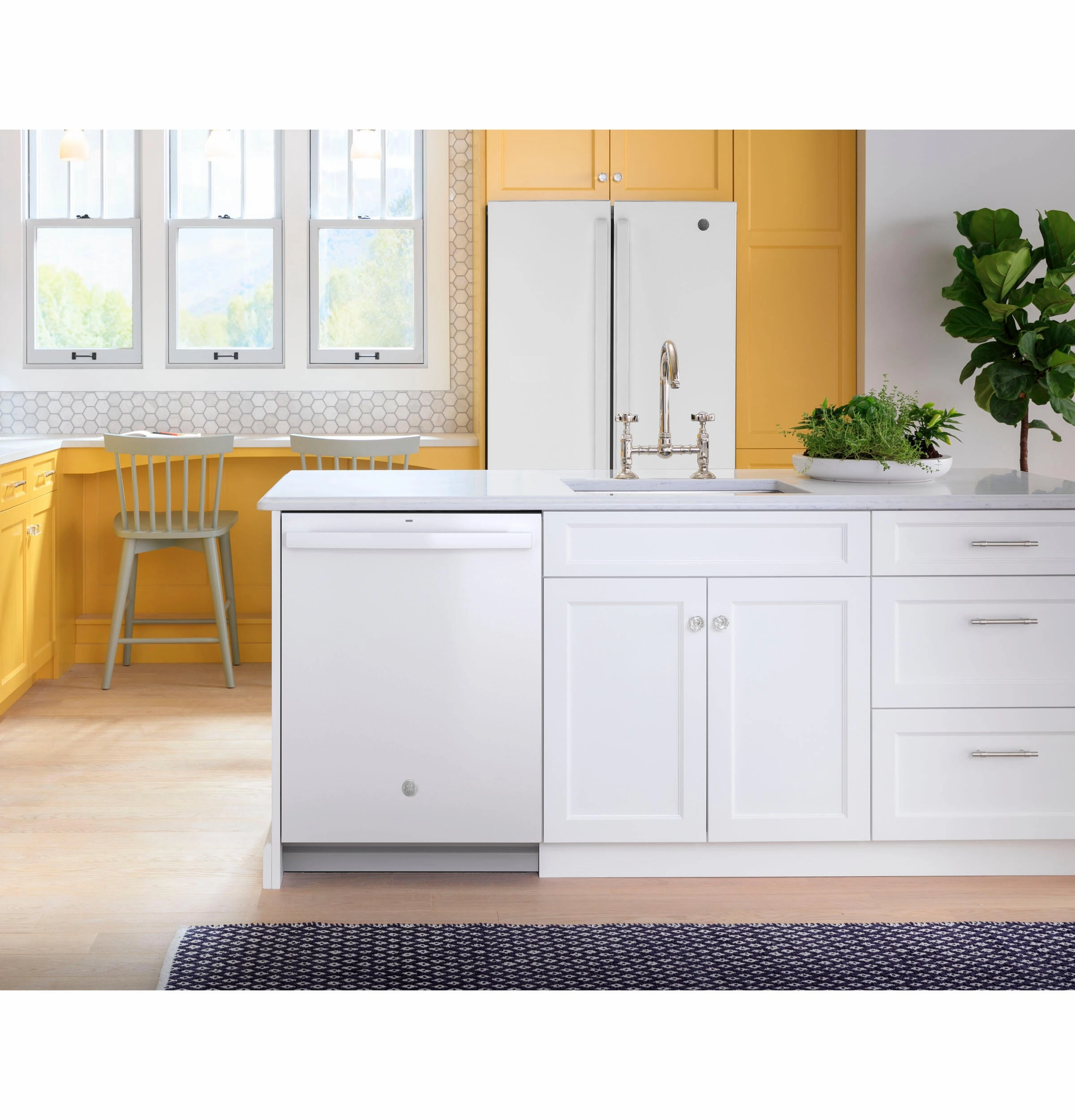 Ge Appliances GDT535PGRWW Ge Top Control With Plastic Interior Dishwasher With Sanitize Cycle & Dry Boost