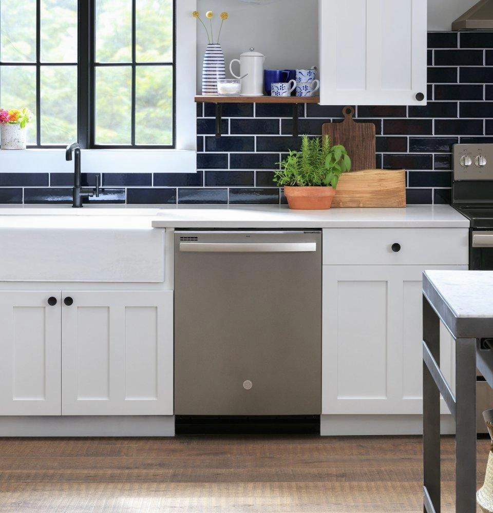 Ge Appliances GDT630PMMES Ge Top Control With Plastic Interior Dishwasher With Sanitize Cycle & Dry Boost