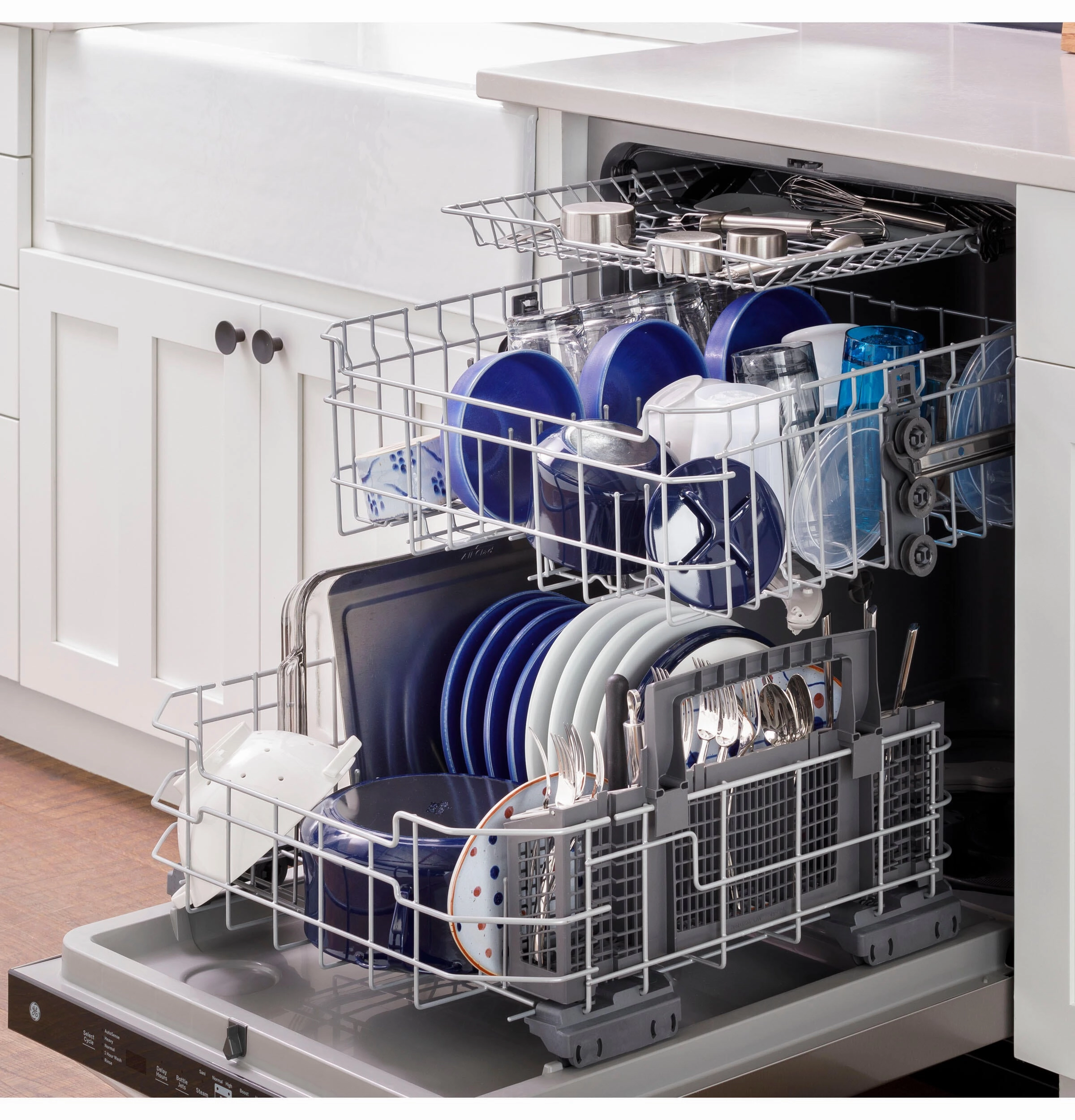 Ge Appliances GDT630PMRES Ge Top Control With Plastic Interior Dishwasher With Sanitize Cycle & Dry Boost