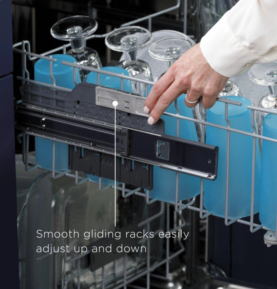Ge Appliances GDT665SBNTS Ge Top Control With Stainless Steel Interior Dishwasher With Sanitize Cycle & Dry Boost With Fan Assist