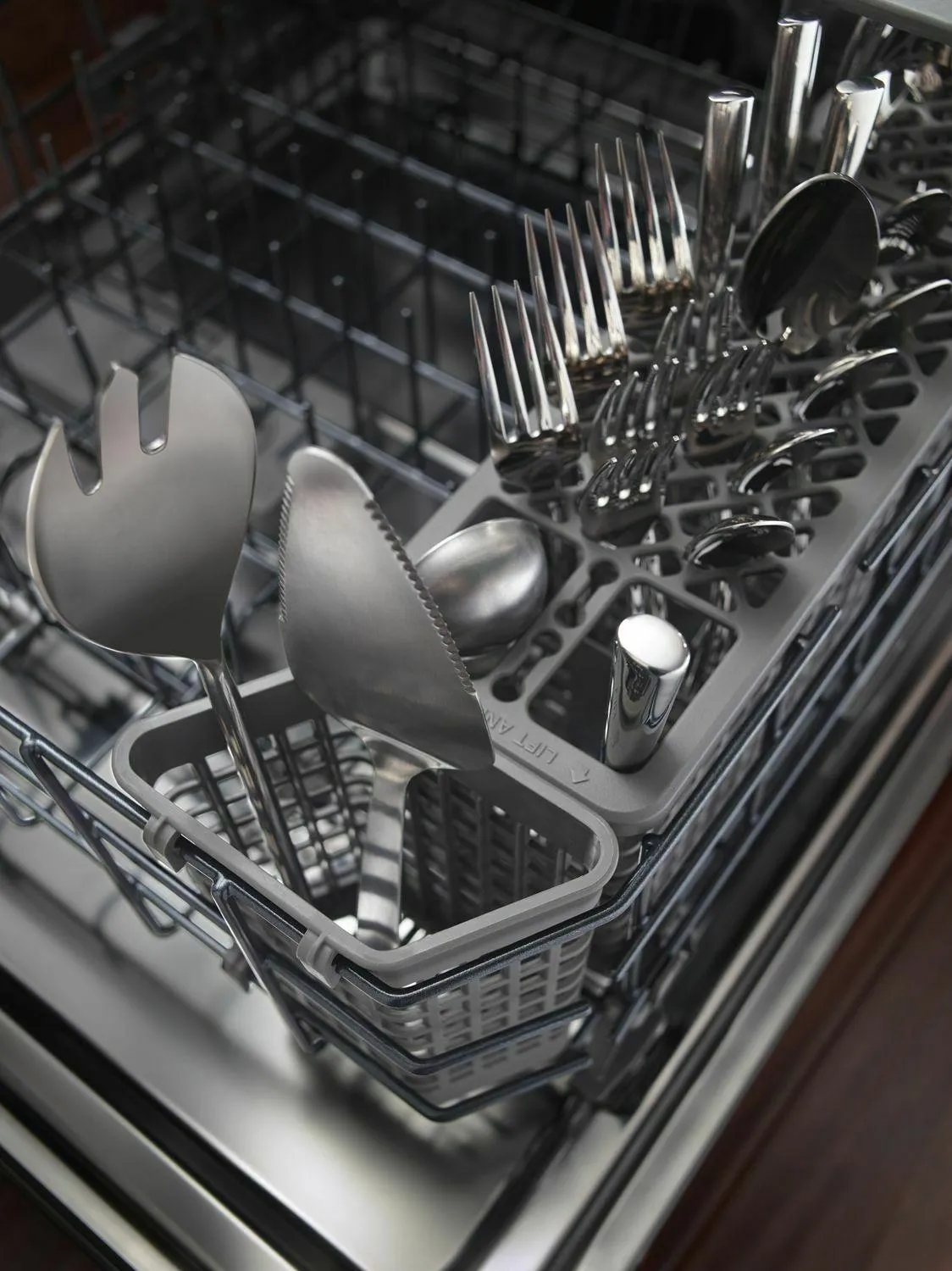 Jennair JDTSS246GP Pro-Style 24 Built-In Trifecta&#8482; Dishwasher, 38Dba - Pro Style Stainless