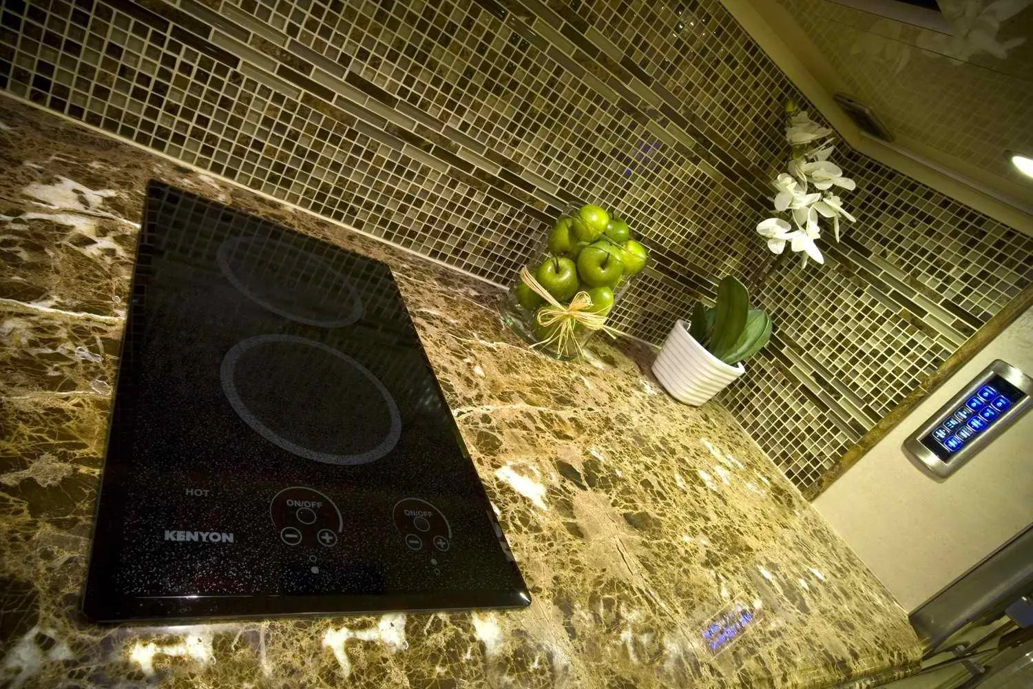 Kenyon B41576T30 Lite-Touch Q 2 Burner Small