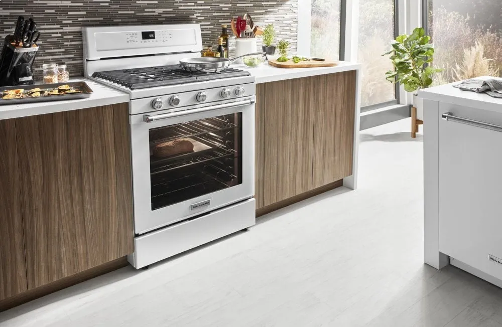 Kitchenaid KFGG500EWH 30-Inch 5-Burner Gas Convection Range - White