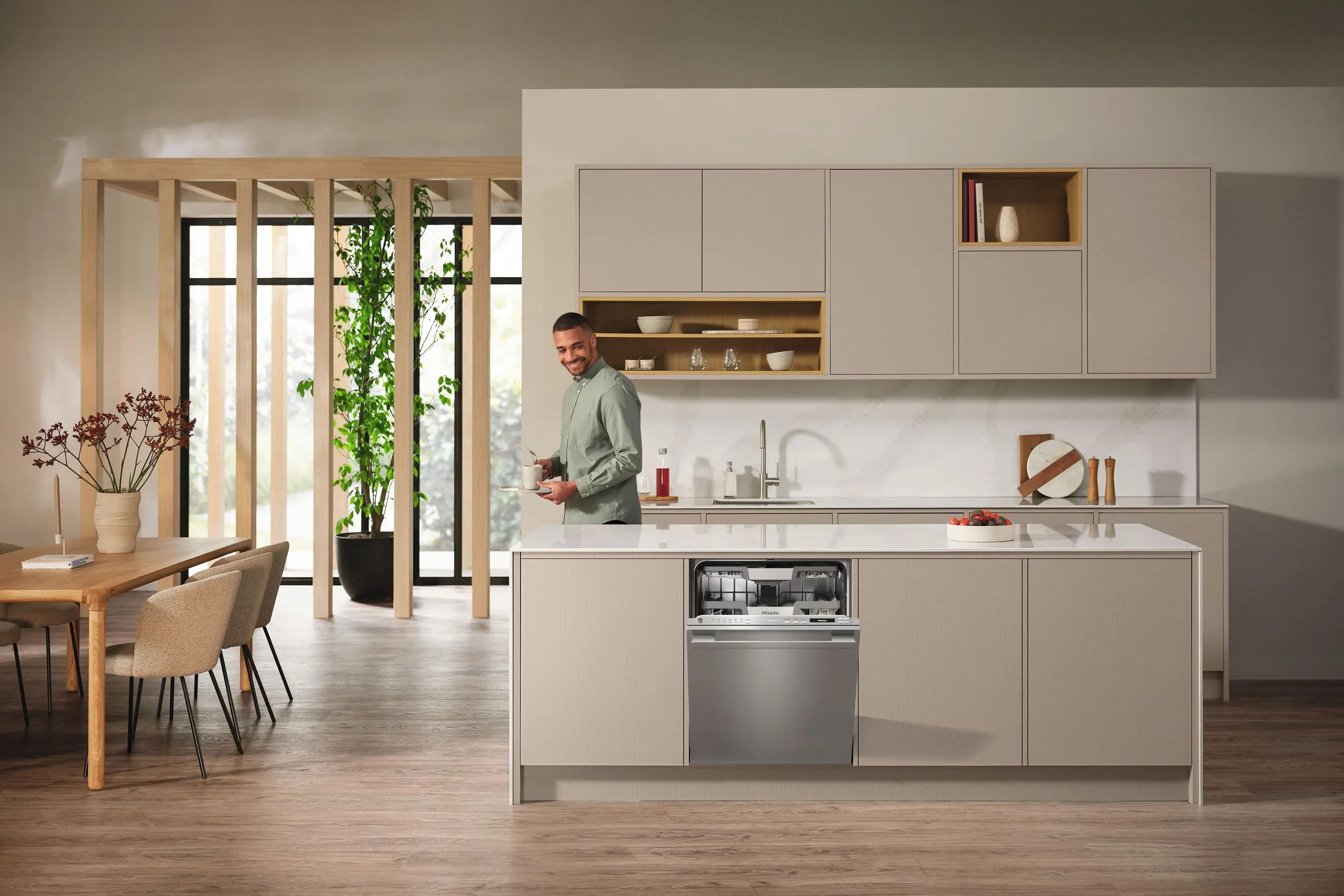 Miele G7196SCVISF G 7196 Scvi Sf Autodos - Fully-Integrated, Full-Size Dishwasher With Automatic Dispensing Thanks To Autodos With Integrated Powerdisk.