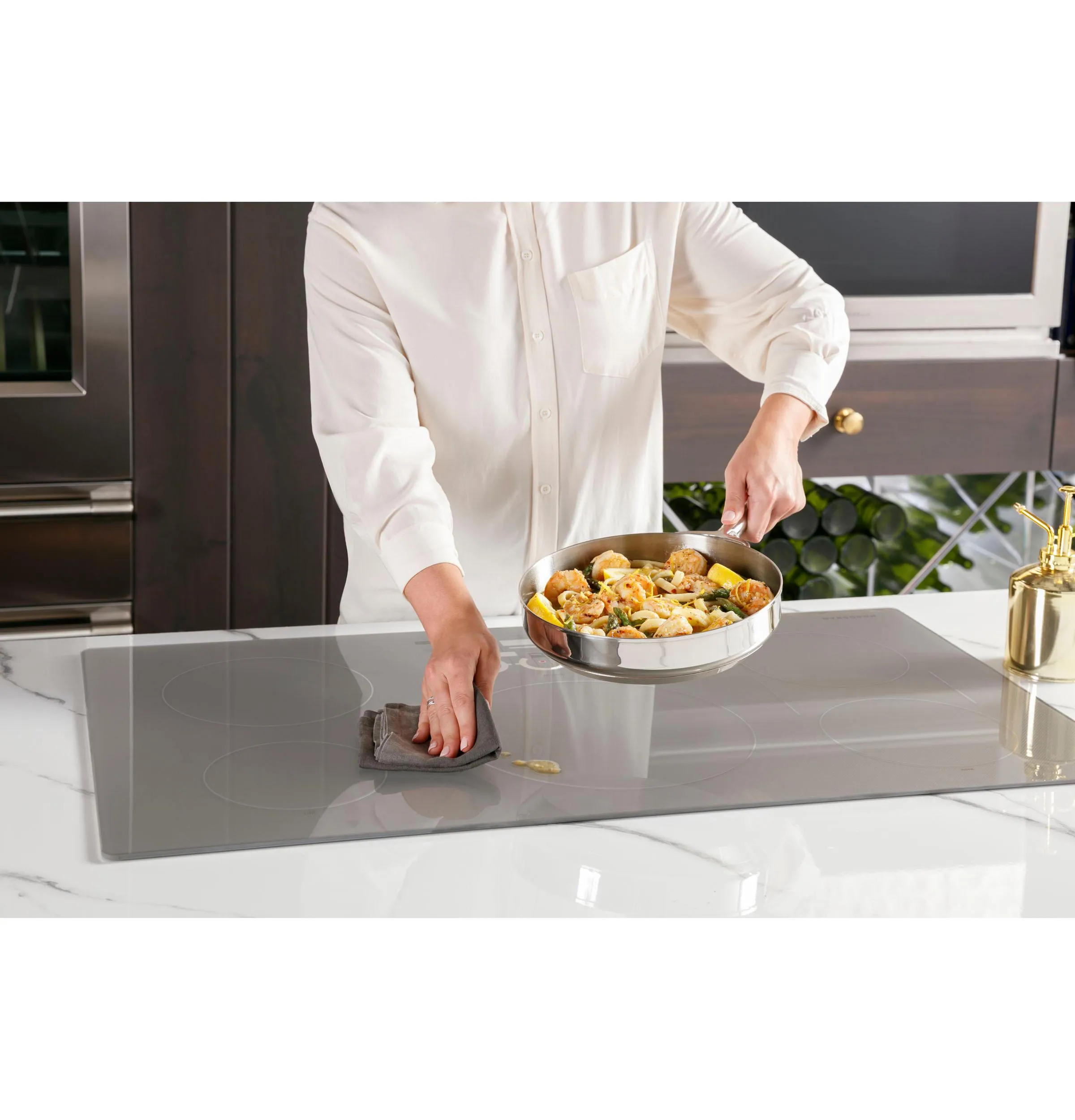 Monogram ZHU36RDTBB Monogram 36" Induction Cooktop