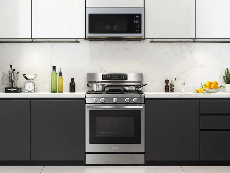 Samsung NX60A6711SS 6.0 Cu. Ft. Smart Freestanding Gas Range With No-Preheat Air Fry, Convection  & Stainless Cooktop In Stainless Steel