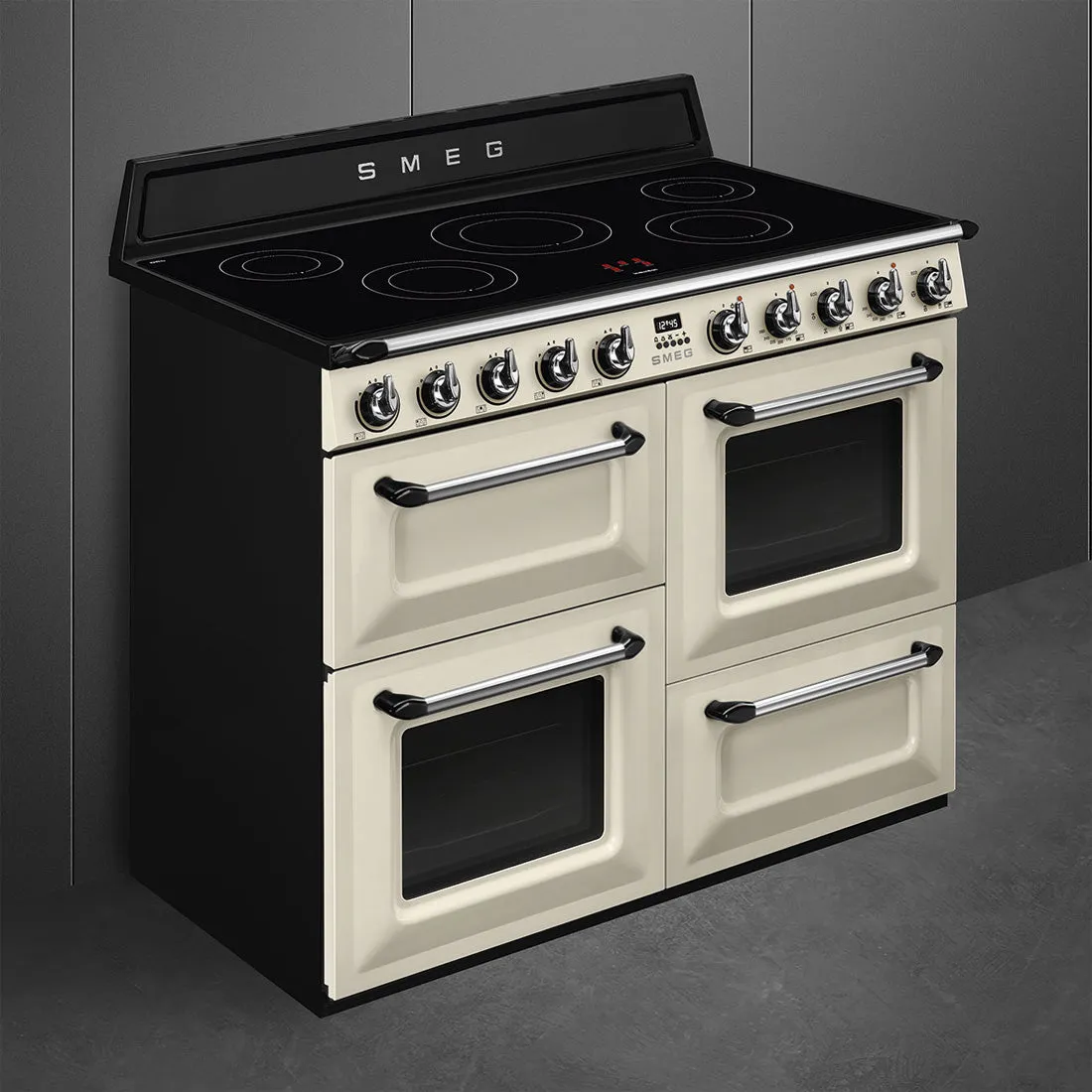 Smeg 110cm Victoria Induction Triple Cavity Cooker Freestanding Cooker Cream