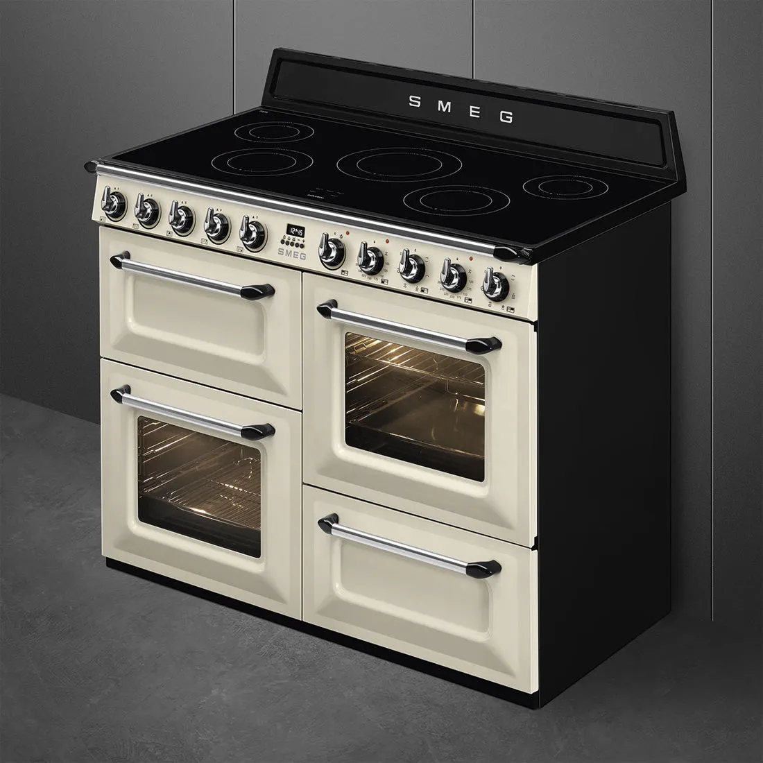 Smeg 110cm Victoria Induction Triple Cavity Cooker Freestanding Cooker Cream