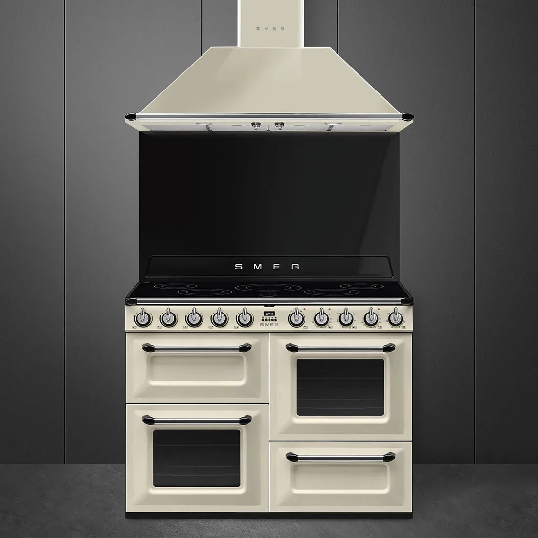 Smeg 110cm Victoria Induction Triple Cavity Cooker Freestanding Cooker Cream