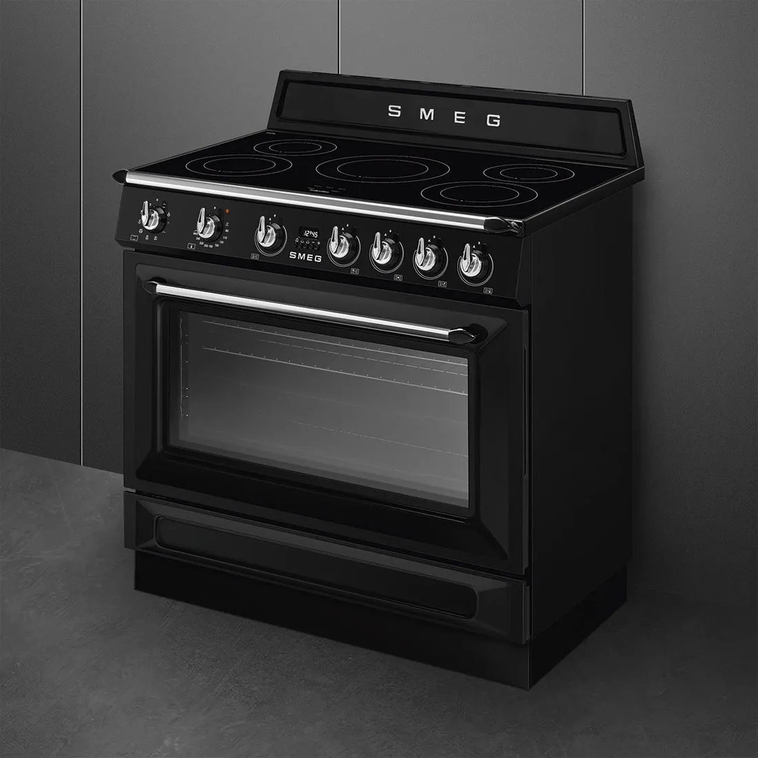 Smeg 90cm Victoria Induction MF Freestanding Cooker Black
