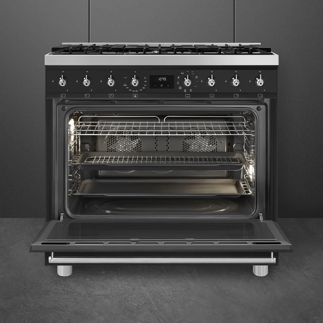 Smeg Classic Freestanding Cooker 90cm Matte Black