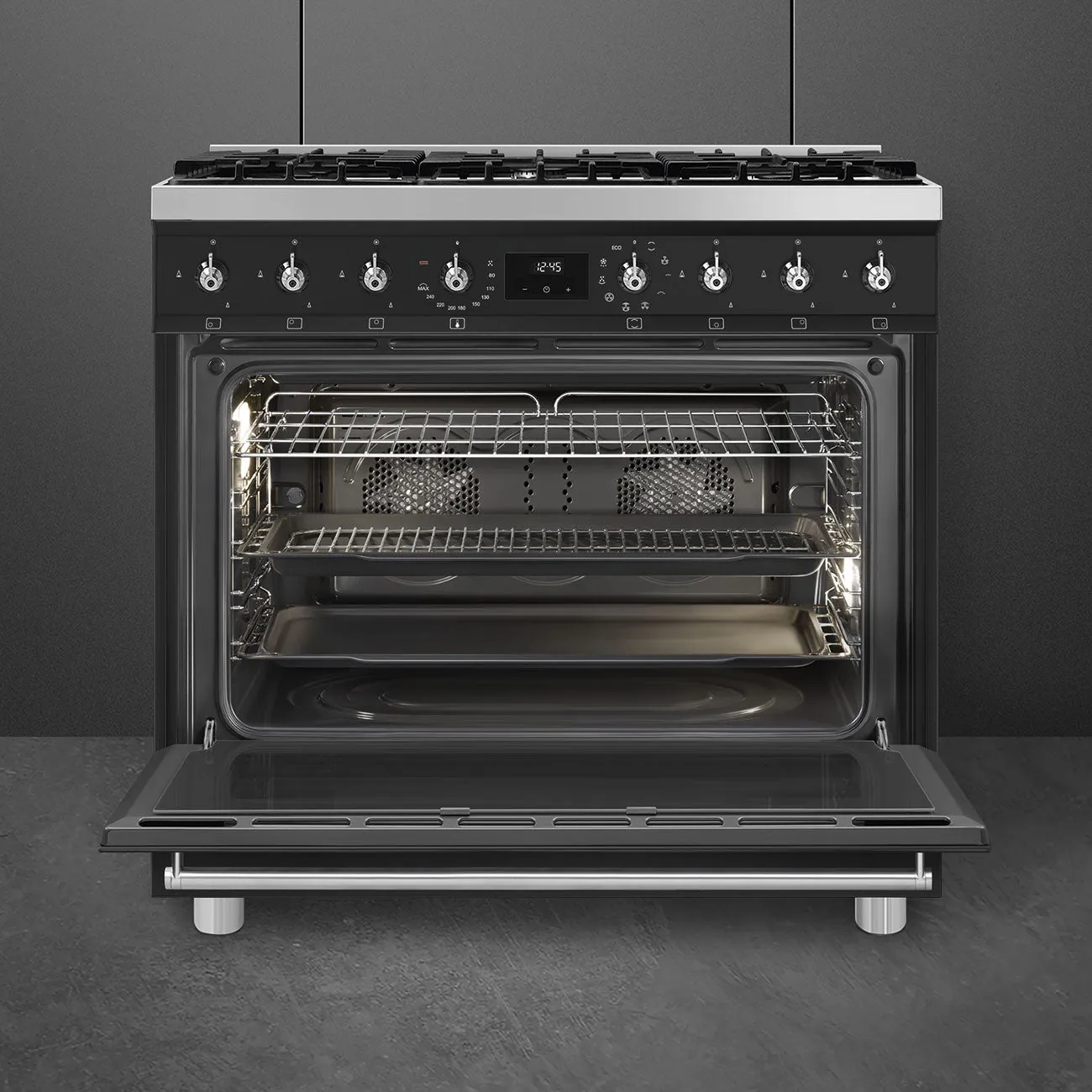 Smeg Classic Freestanding Cooker 90cm Matte Black